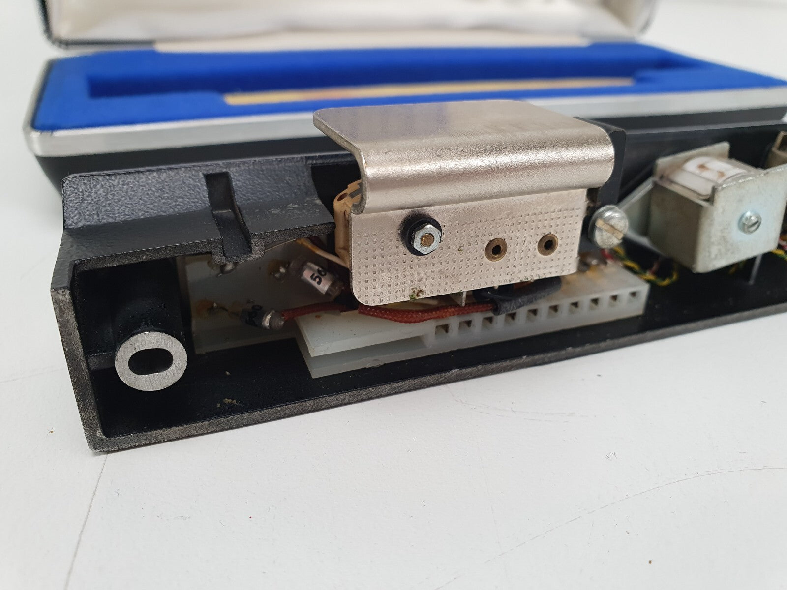 Uher LK 9846 (Z346) kopbrug met stereokoppen - Niet getest
