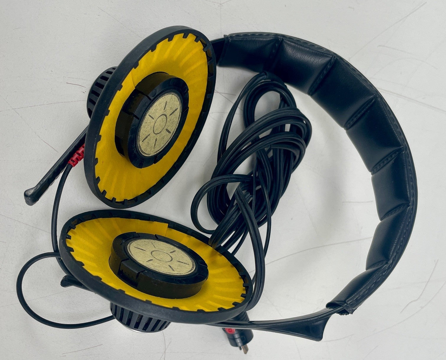 Sennheiser HD-424 Stereo Headphones