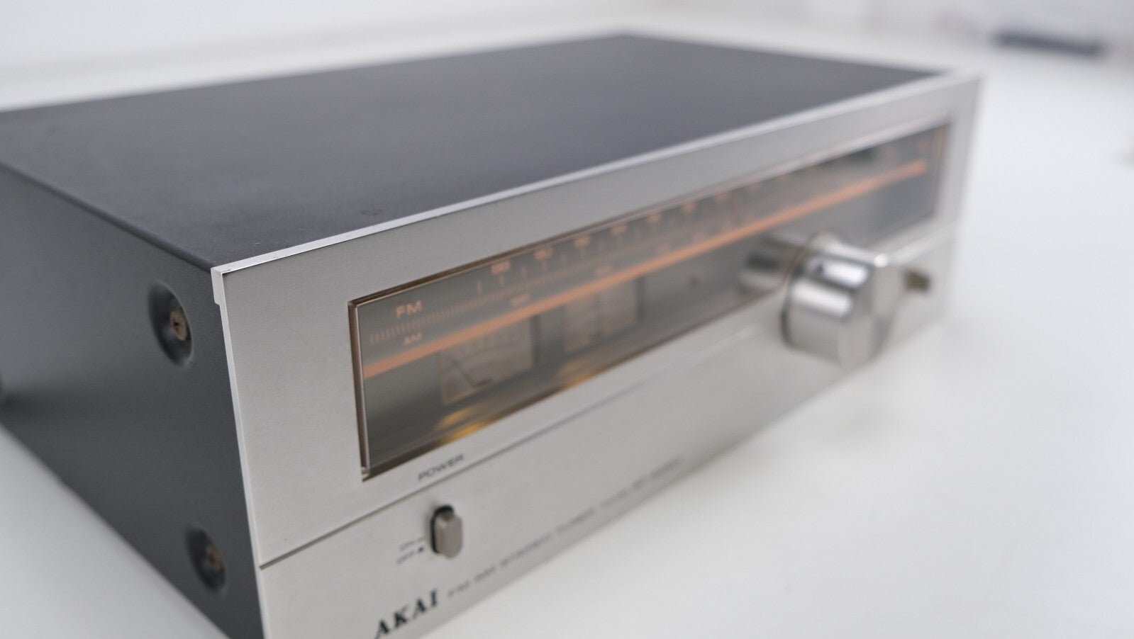 Akai AT-2250 - Stereo Tuner