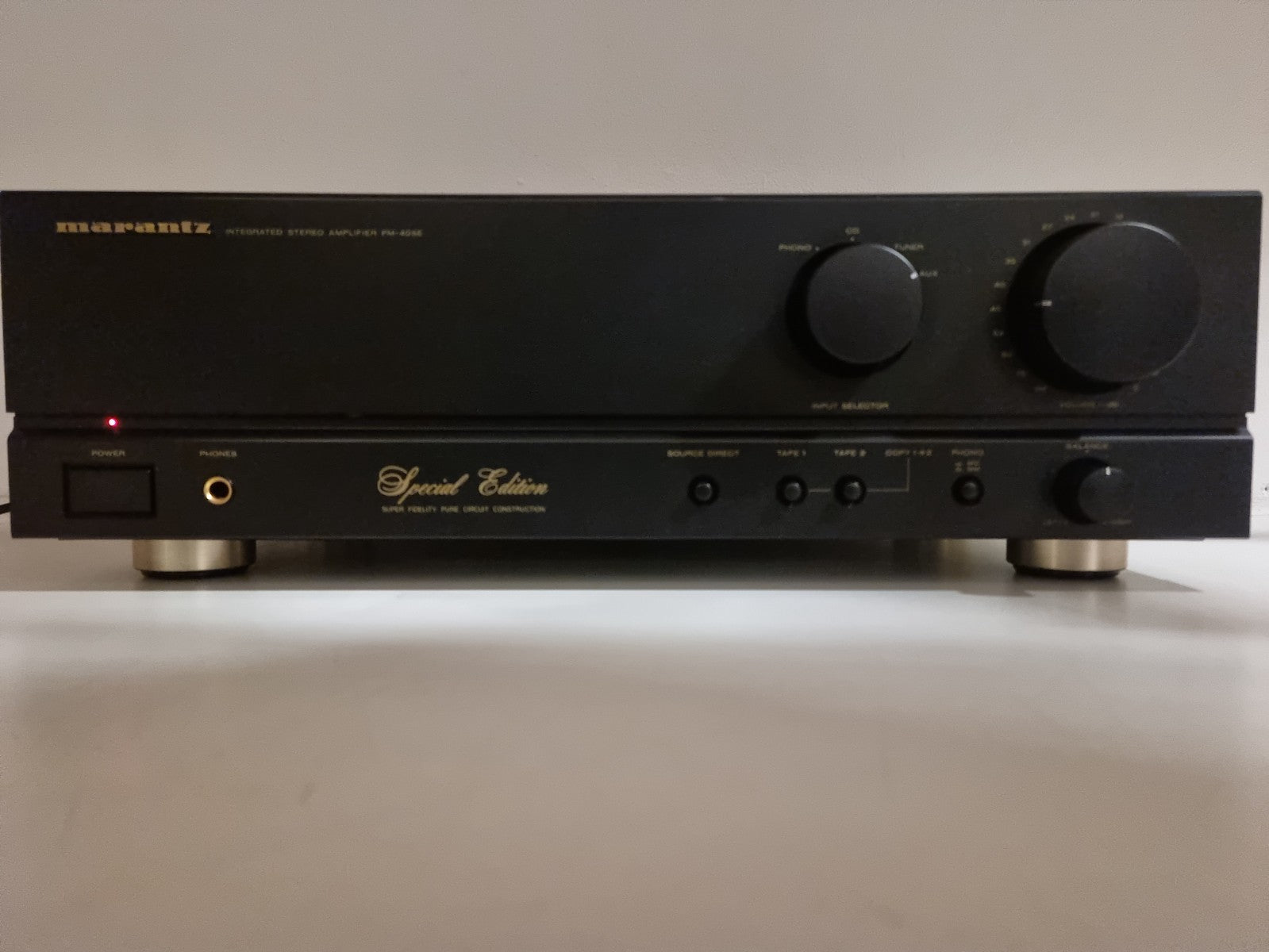 Marantz PM-40SE Stereo Integrated Amplifier- 43 watts per channel into 8Ω (stere