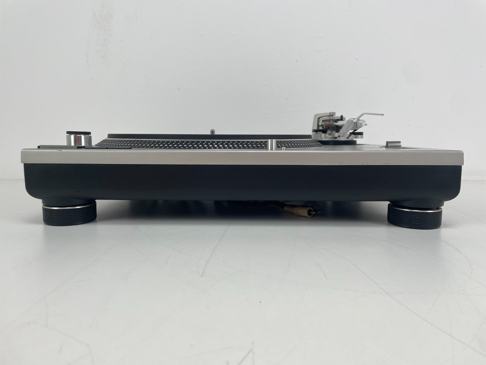 Technics SL-1200MK2 Turntable - Without Dustcover - With Ortofon Concorde