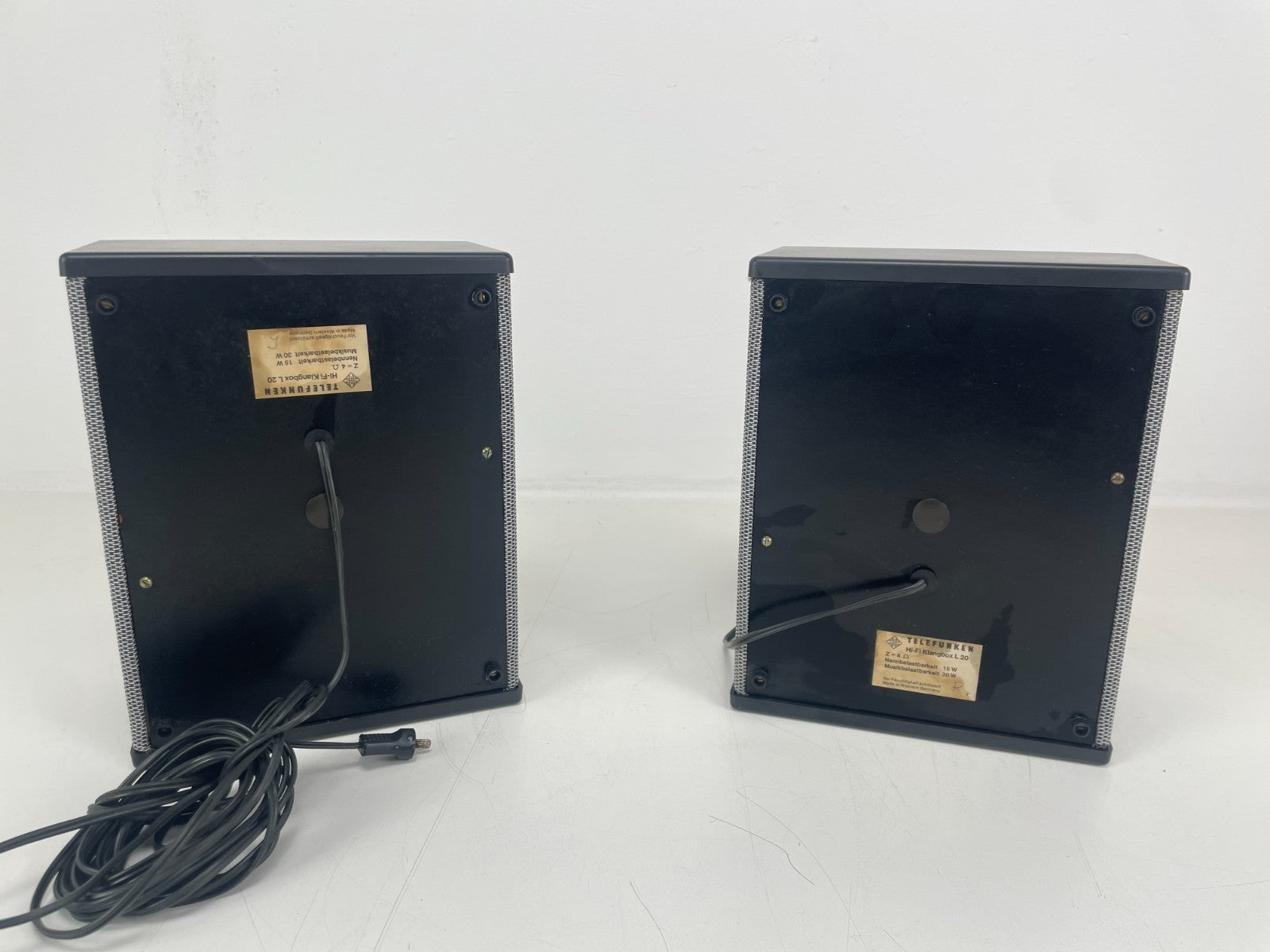 Set van twee Telefunken Klangbox L20 luidsprekers