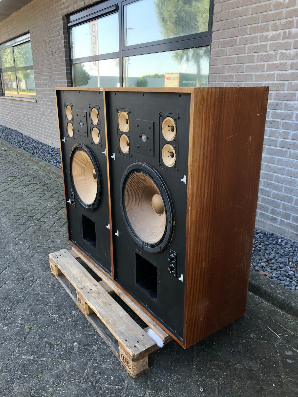 Cadac Custom Mastering Speakers set - With Amplifiers, and Crossover - Serviced