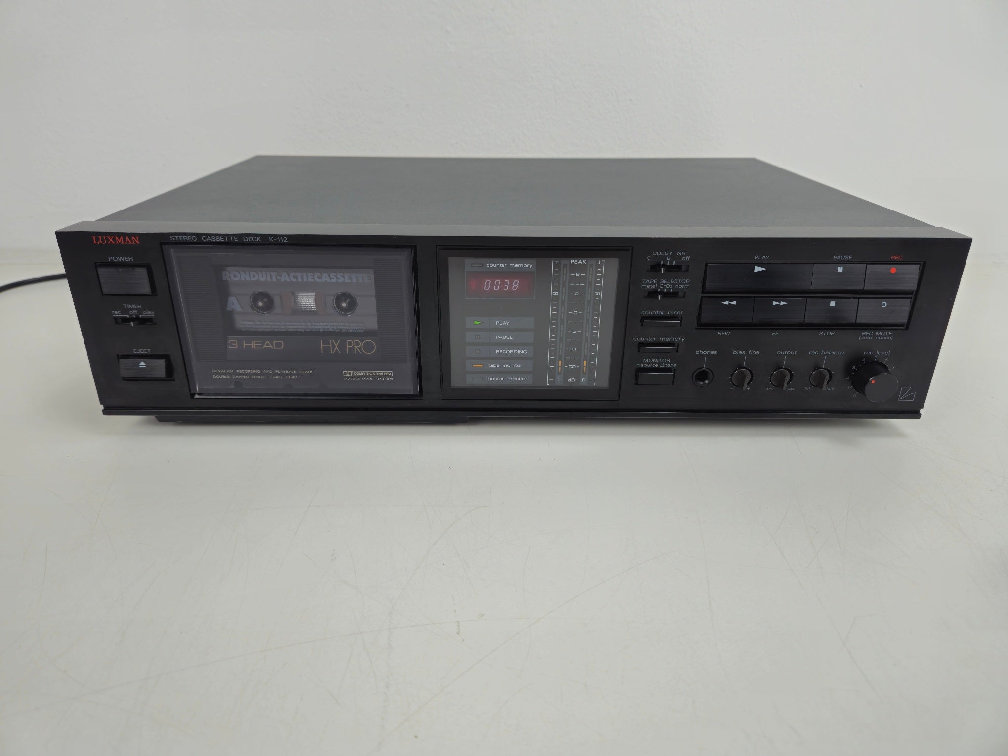 Luxman - K-112 - Stereo 3 head Cassette Deck