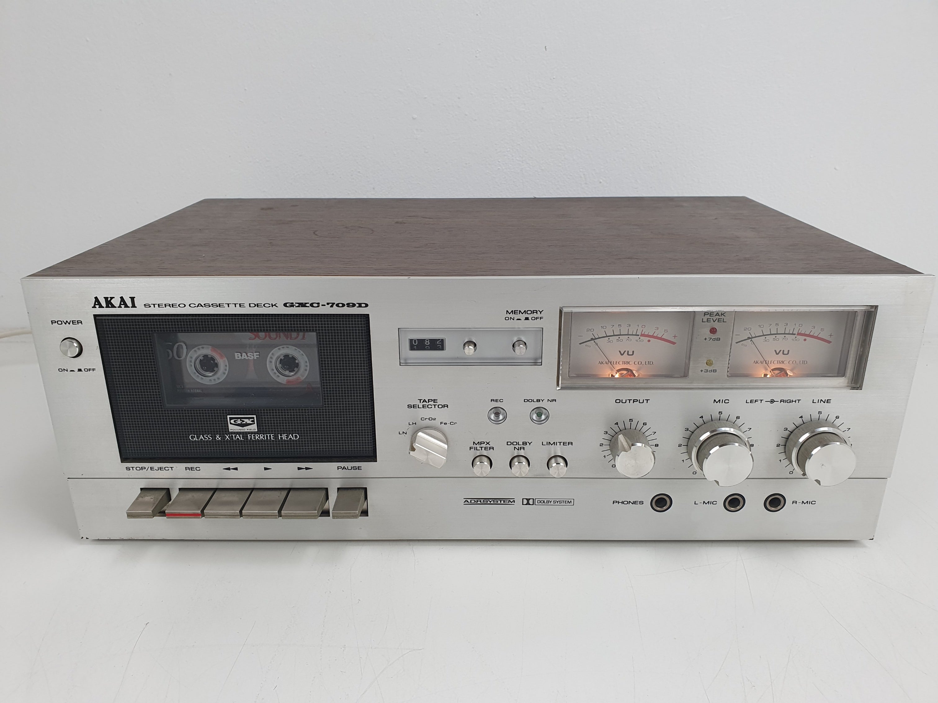 Akai GXC-709D - Stereo Cassette Deck - Serviced