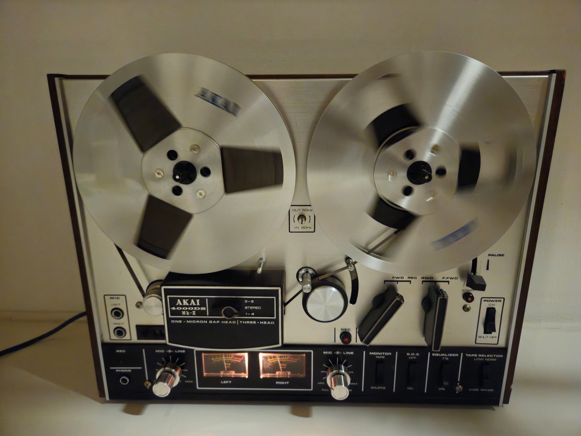 Akai - 4000DS - Stereo Reel to Reel Tape Recorder - Serviced (transistors)