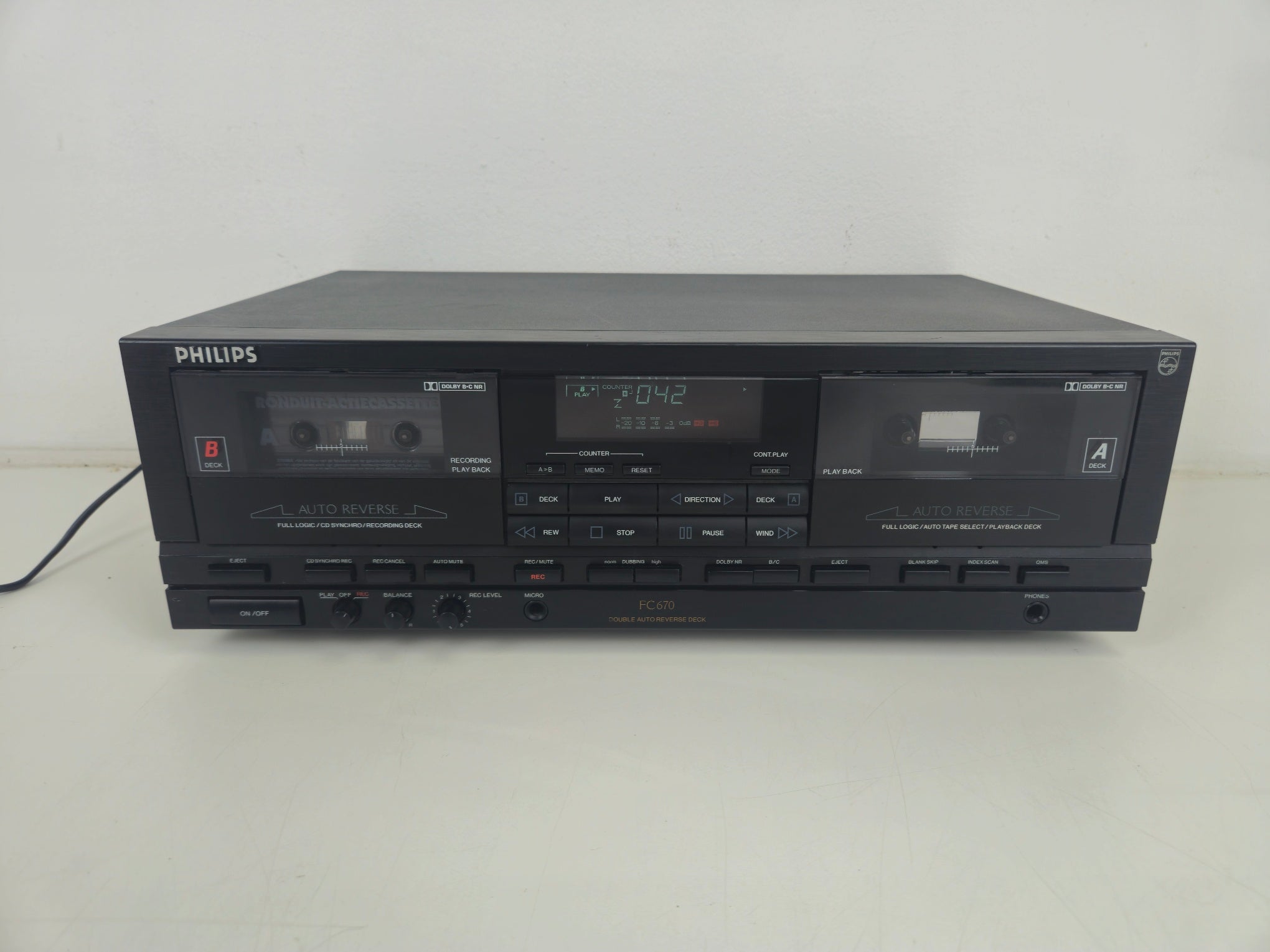 Philips - FC670 - Double Cassette Deck - 3-Head - With Remote