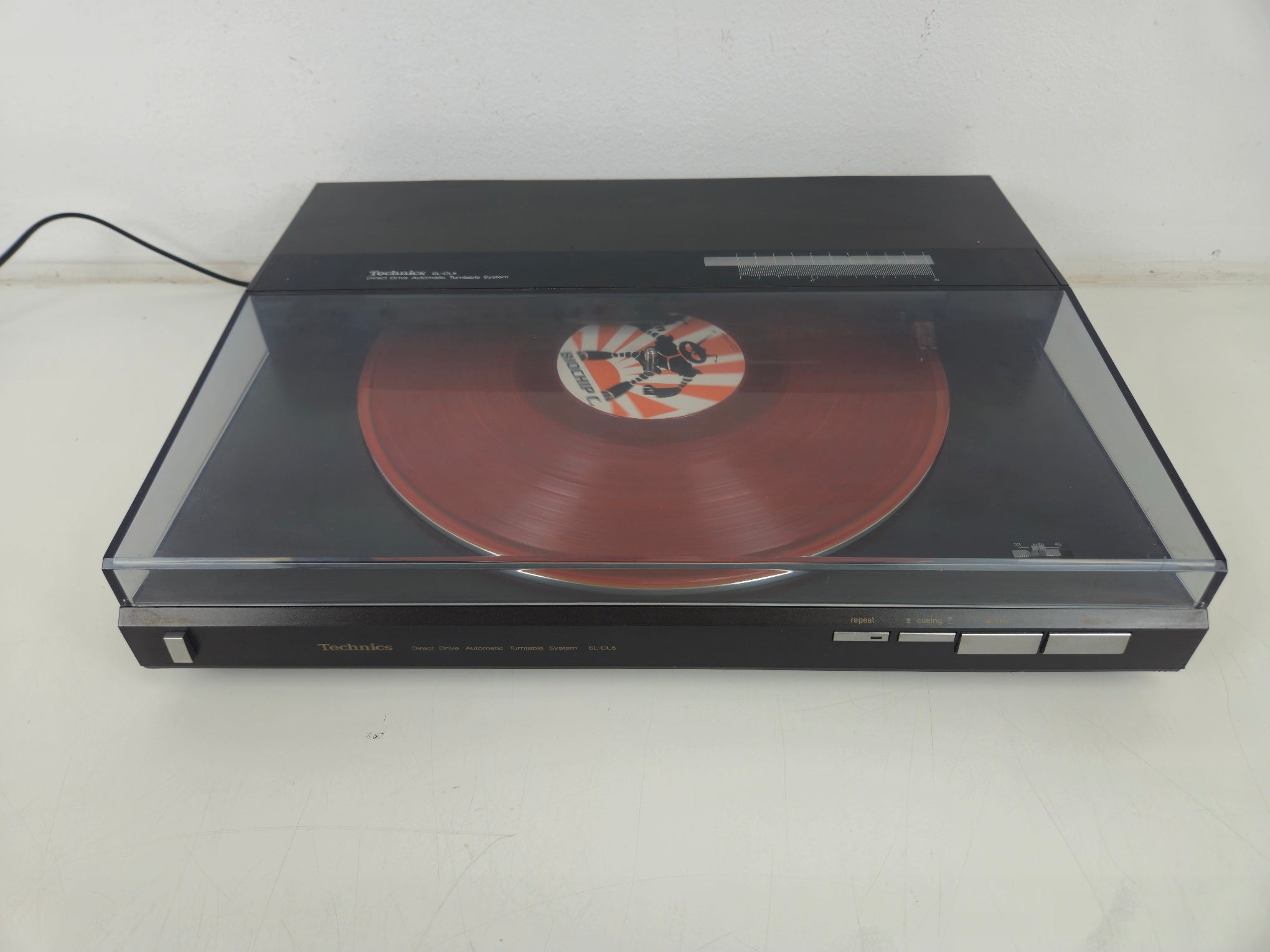 Technics - SL-DL5 - Direct-Drive Fully-Automatic Linear Tracking Turntable