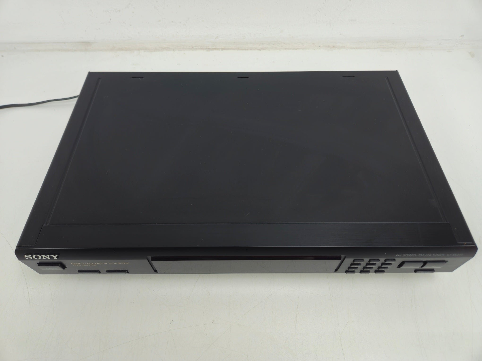 Sony ST - SE200 FM stereo / FM - AM Tuner