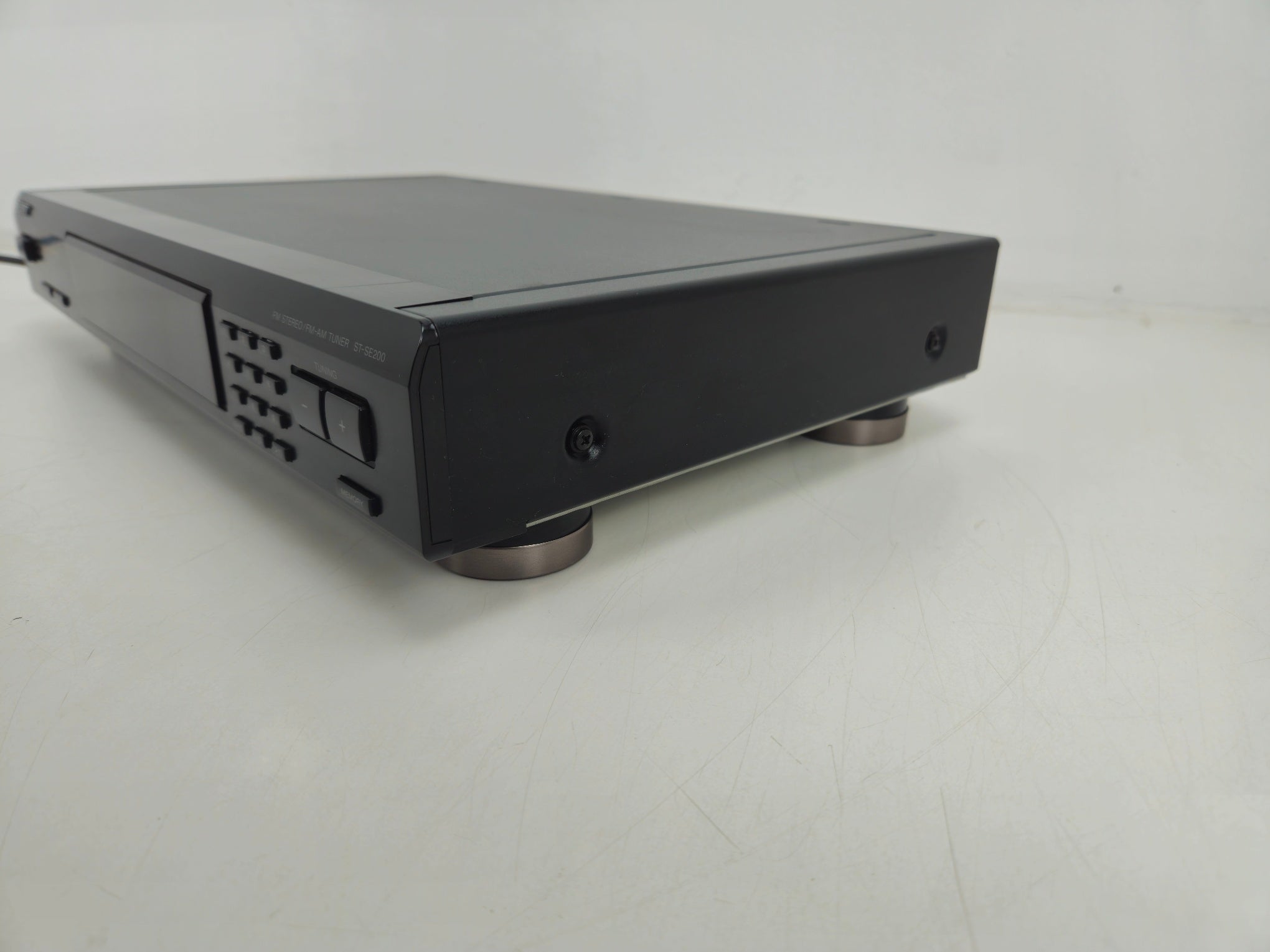 Sony ST - SE200 FM stereo / FM - AM Tuner