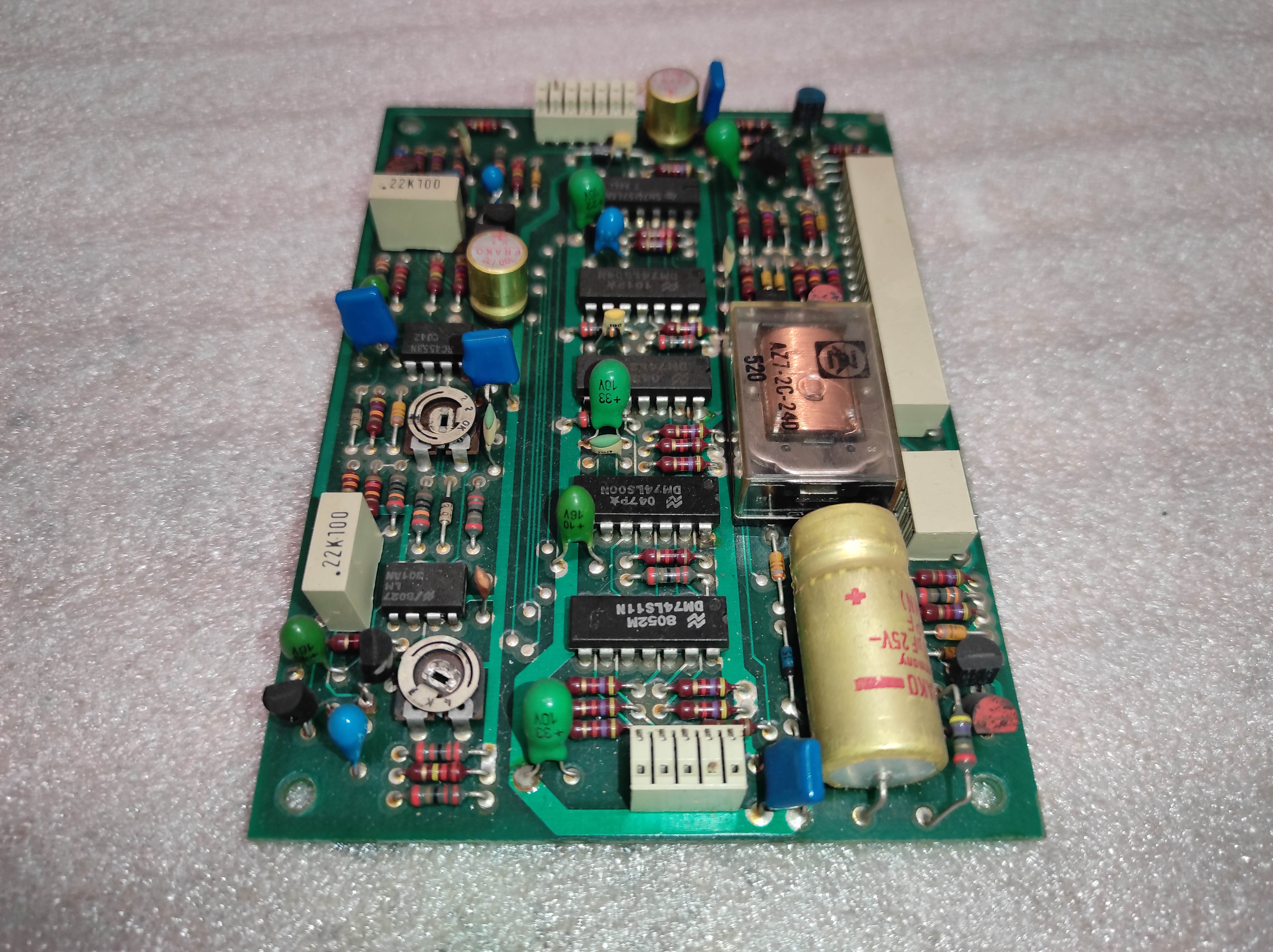 Revox B795 turntable main PCB not checked, for parts
