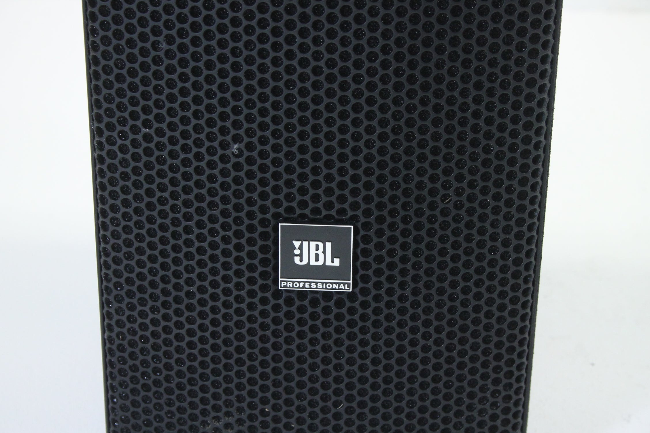JBL AC26 - Ultra Compact 2-way Loudspeaker- with 2 x 6.5” LF