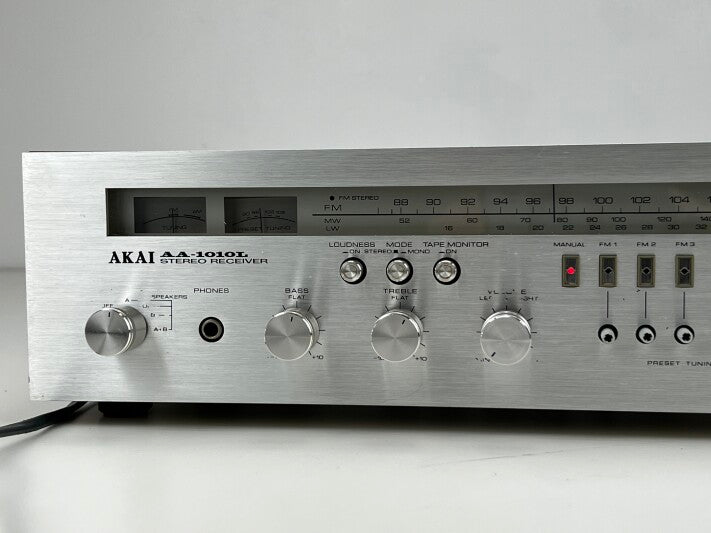 Akai AA-1010L - Vintage stereo-ontvanger