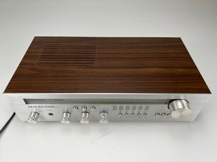 Akai AA-1010L - Stereo vintage Receiver