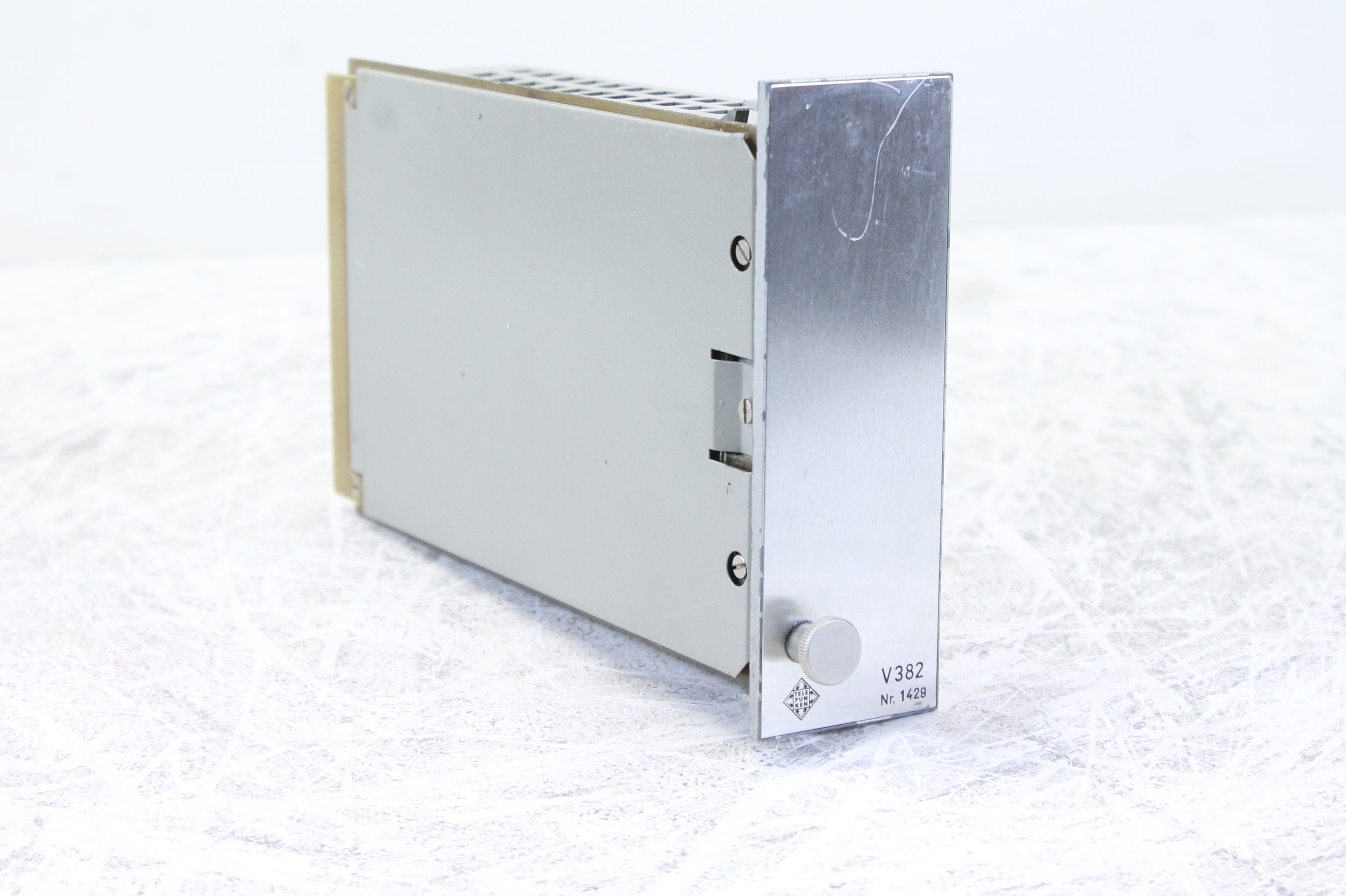 Telefunken V382 distributieversterker (nr. 3)