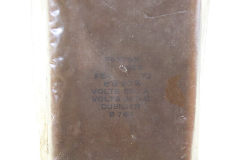 Dubilier NEW OLD STOCK Nitrogol Capacitor B742 8µF ± 20%, VOLTS 550A - VOLTS 800C