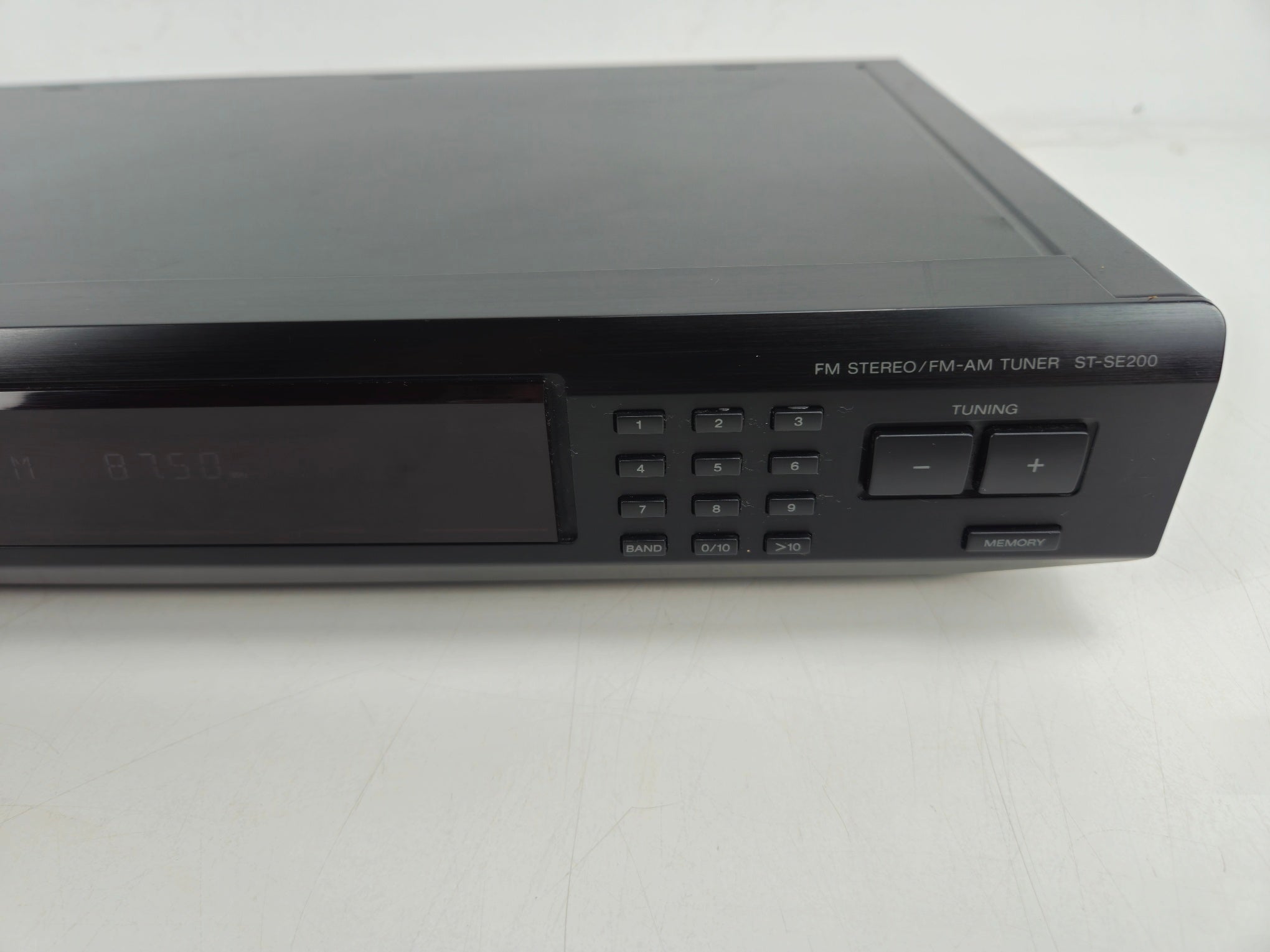 Sony ST - SE200 FM stereo / FM - AM Tuner