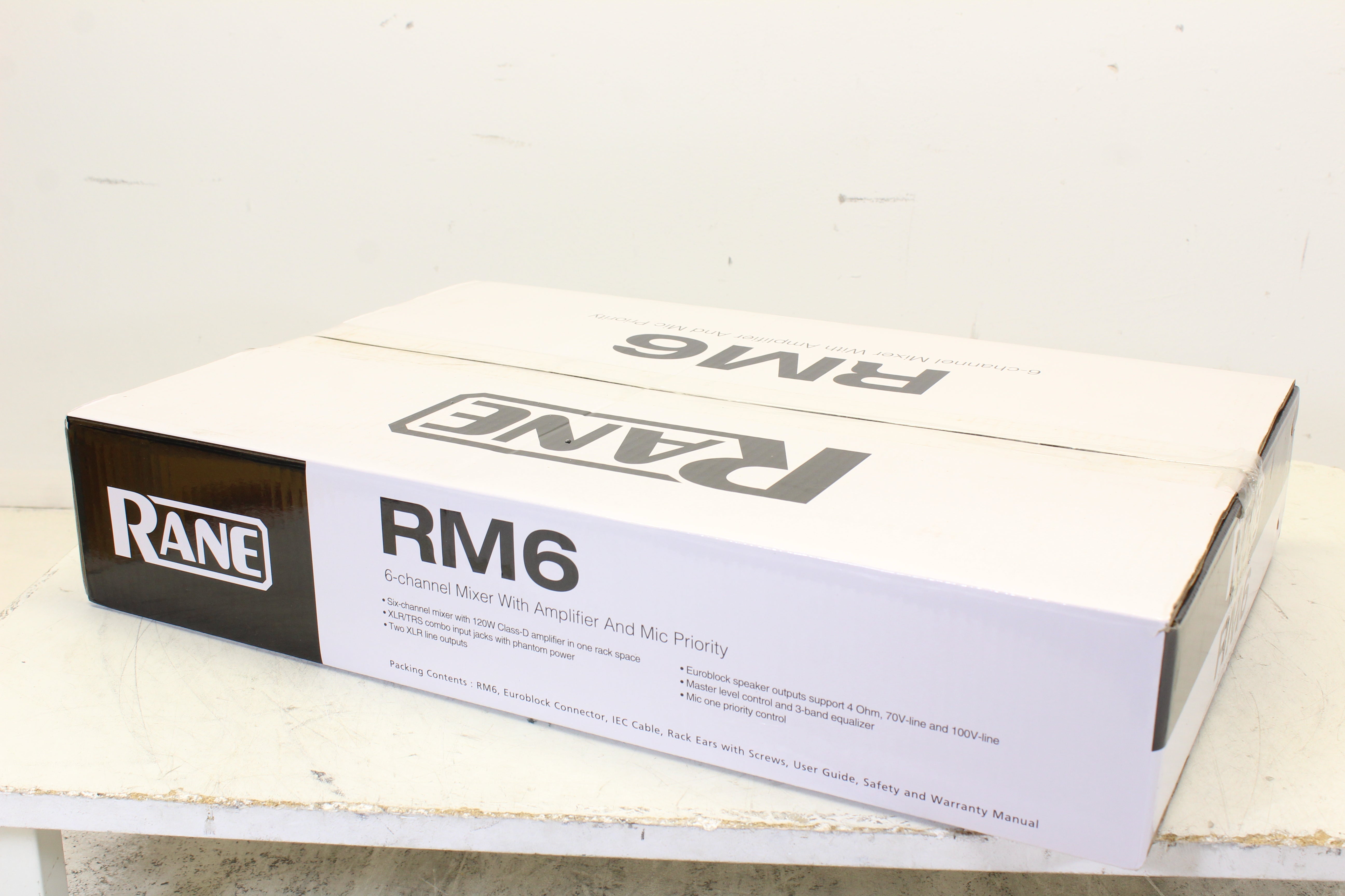 Rane RM6 6-kanaals mixer met 120W eindversterker met één kanaal