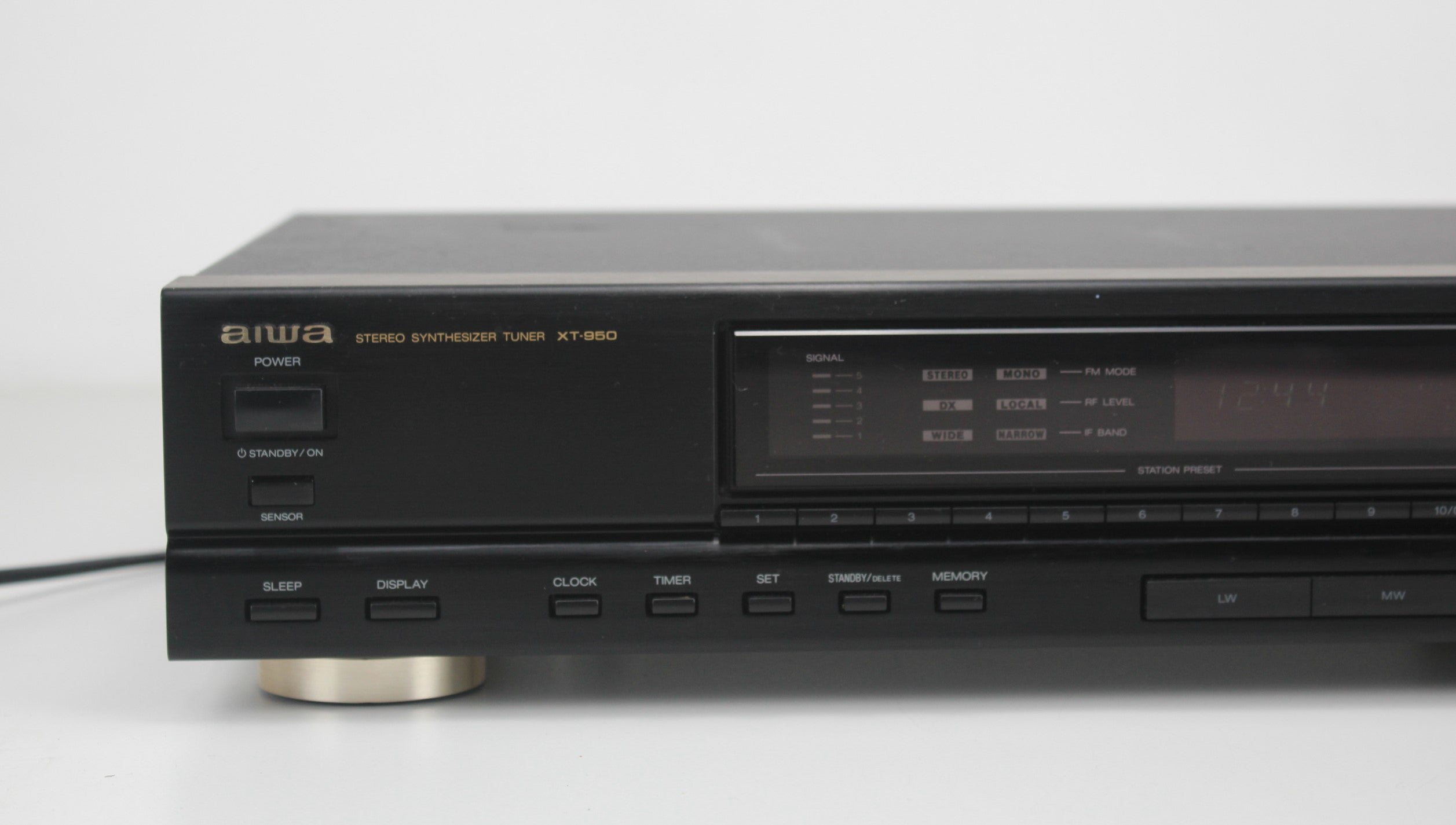 Aiwa Tuner XT-950 - Onderhoud uitgevoerd en gereinigd