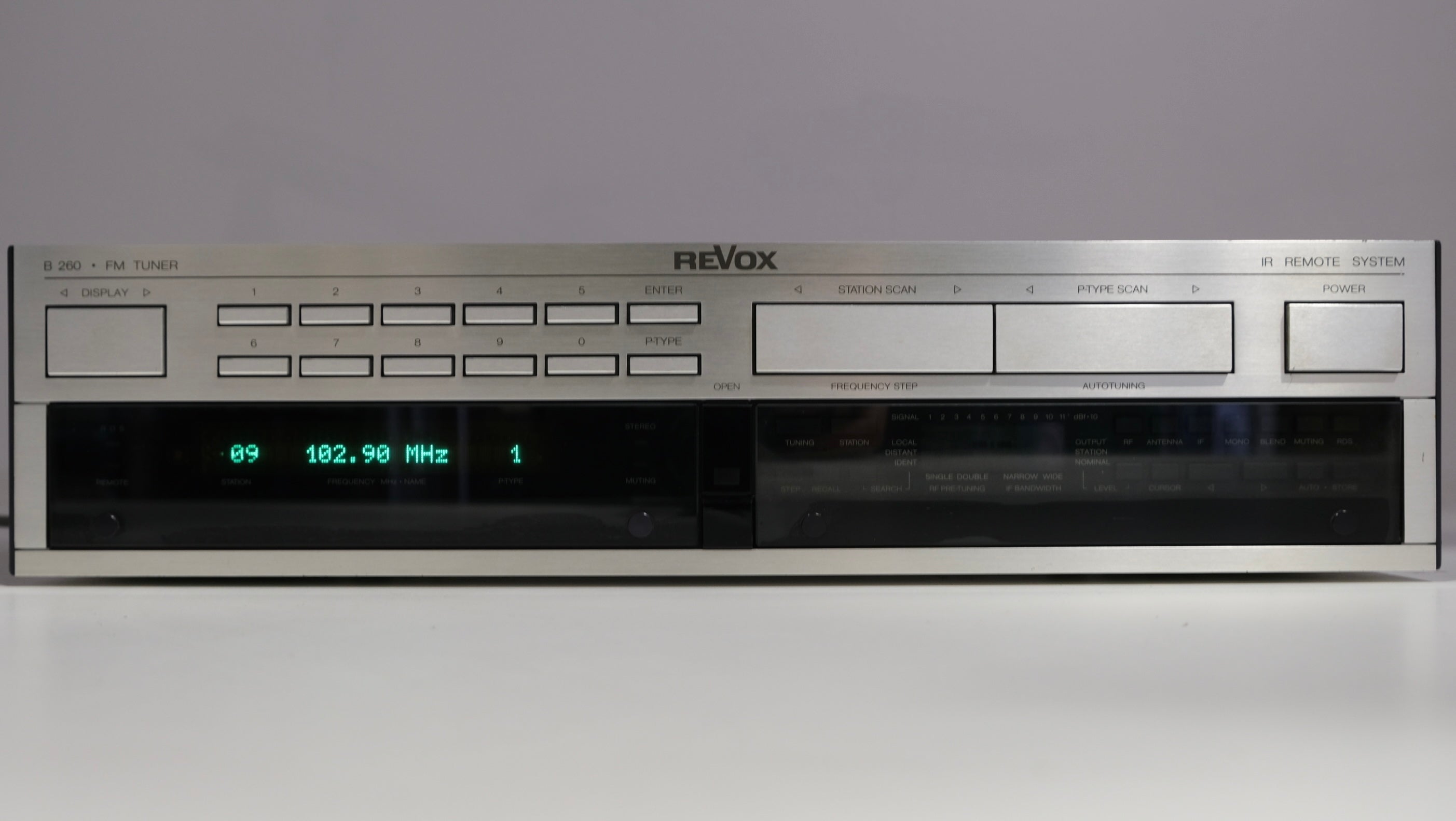 Studer Revox B-260 - FM Tuner