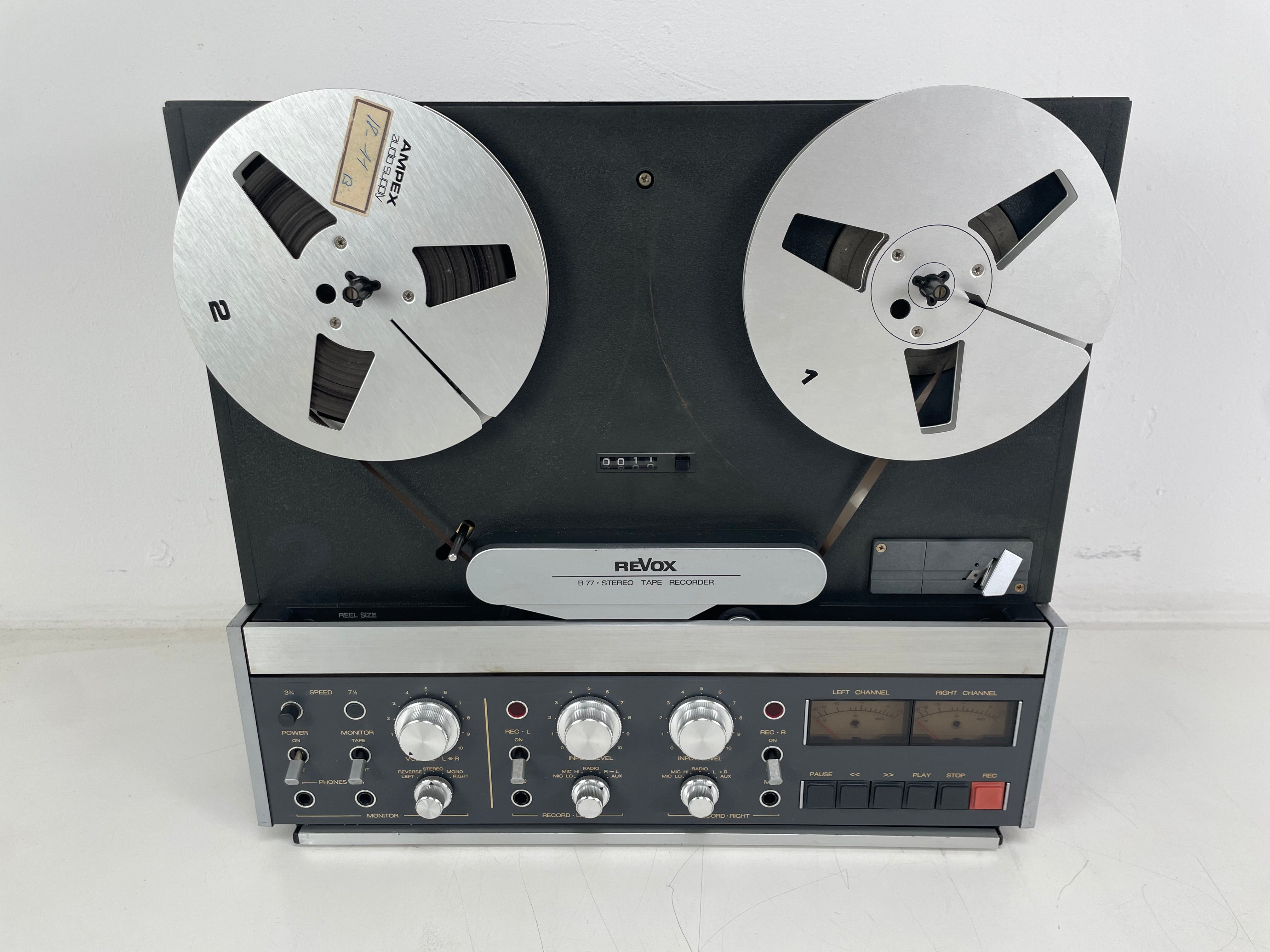 Revox - B77 MK 2 - 4-Track - Stereo Tape Recorder - Serviced (New Belts/Recapped)