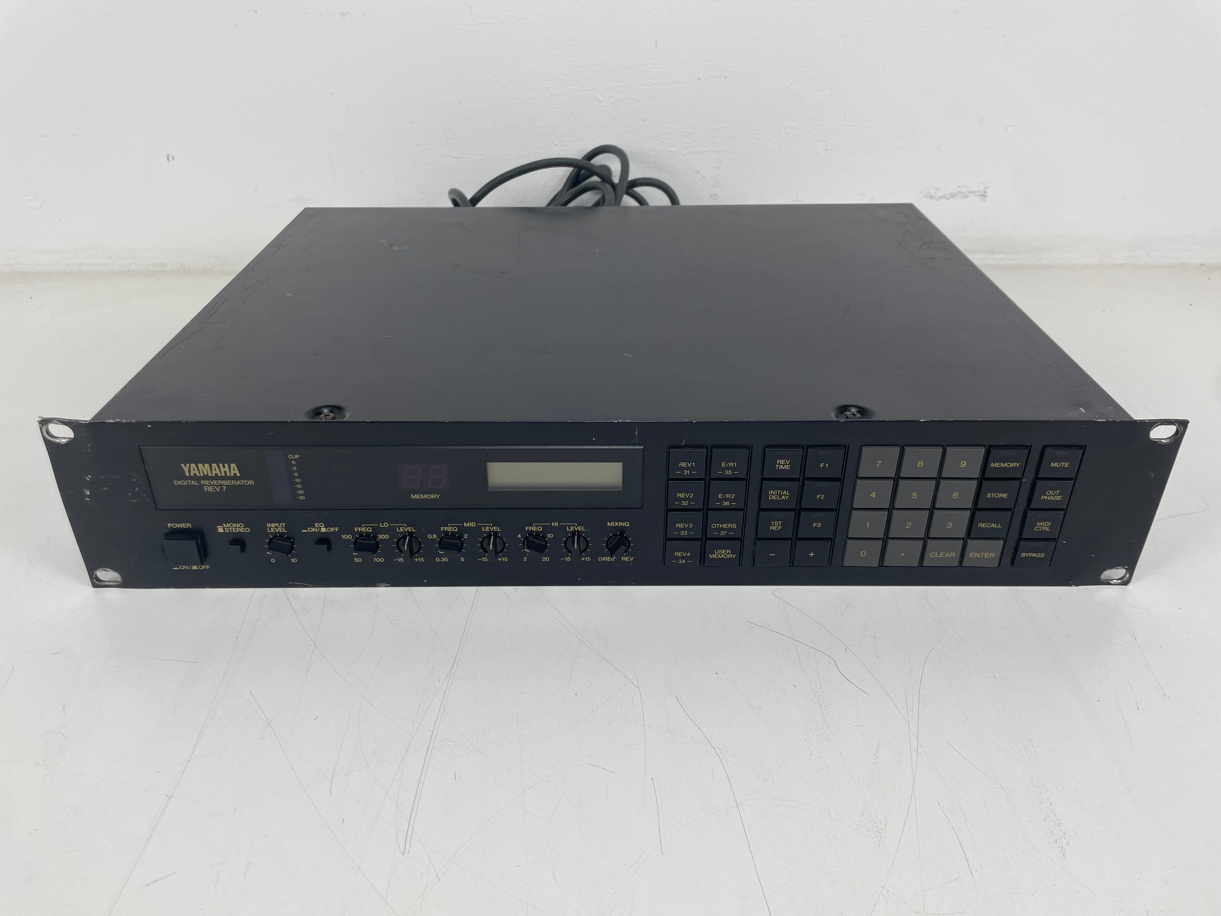 Yamaha - REV7 - V1.0 8505 - Digital Reverberator - Effects Processor