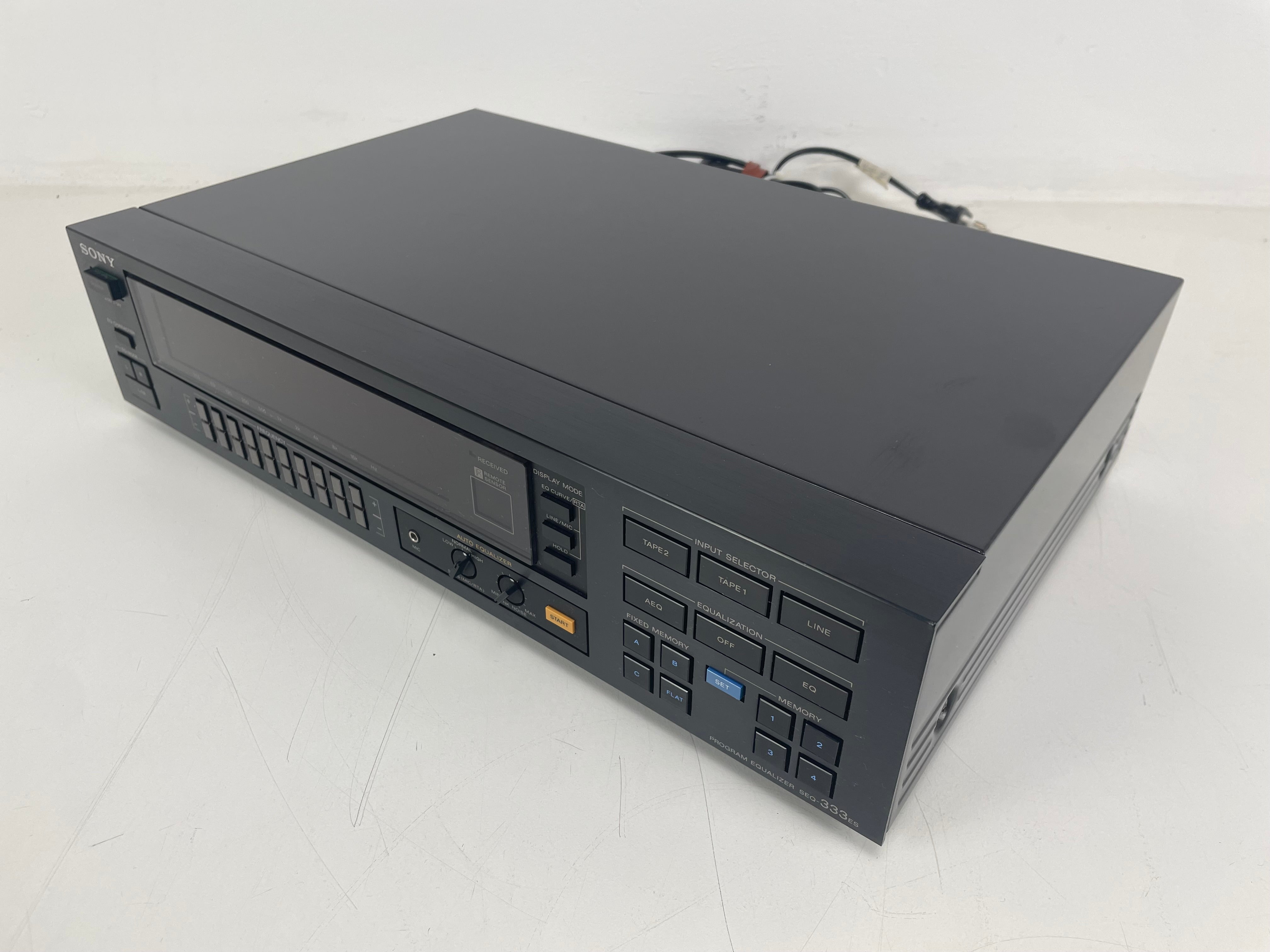 Sony SEQ-333ES - Programma-equalizer - Inclusief originele batterijen en afstandsbediening