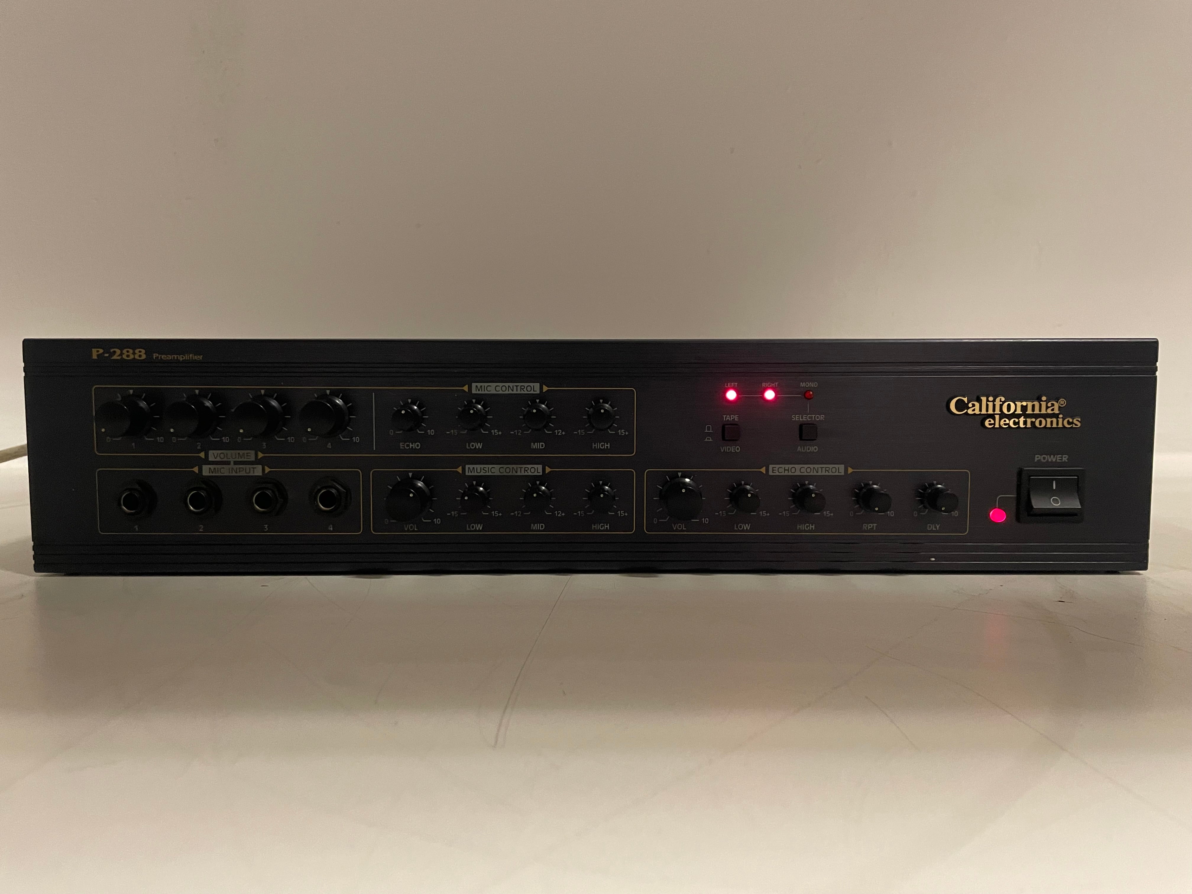 California Electronics - P-288 - Microphone Preamplifier