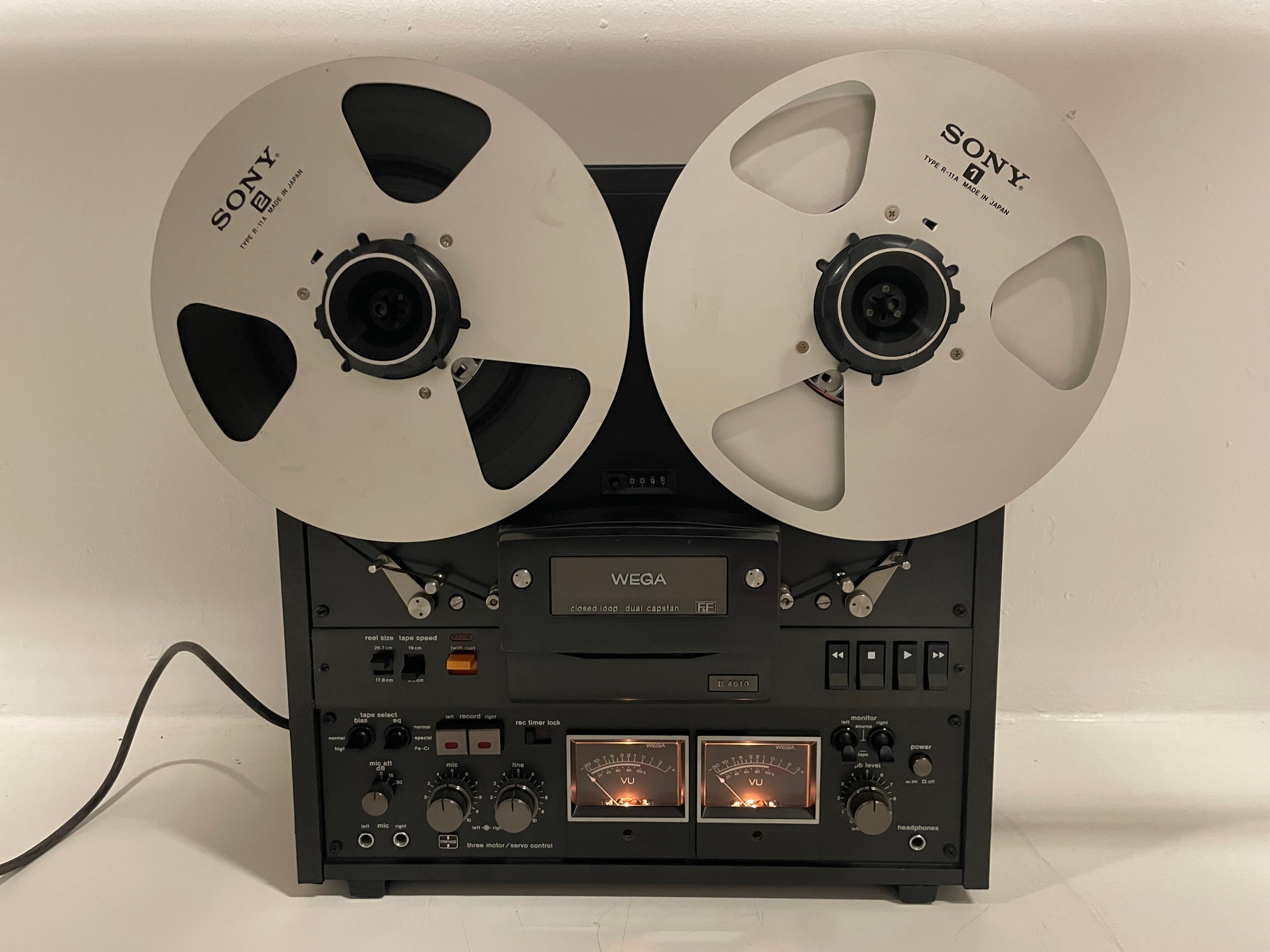 Wega (Sony) - B4610 - Reel to Reel Recorder - Closed Loop System - Dual Capstan