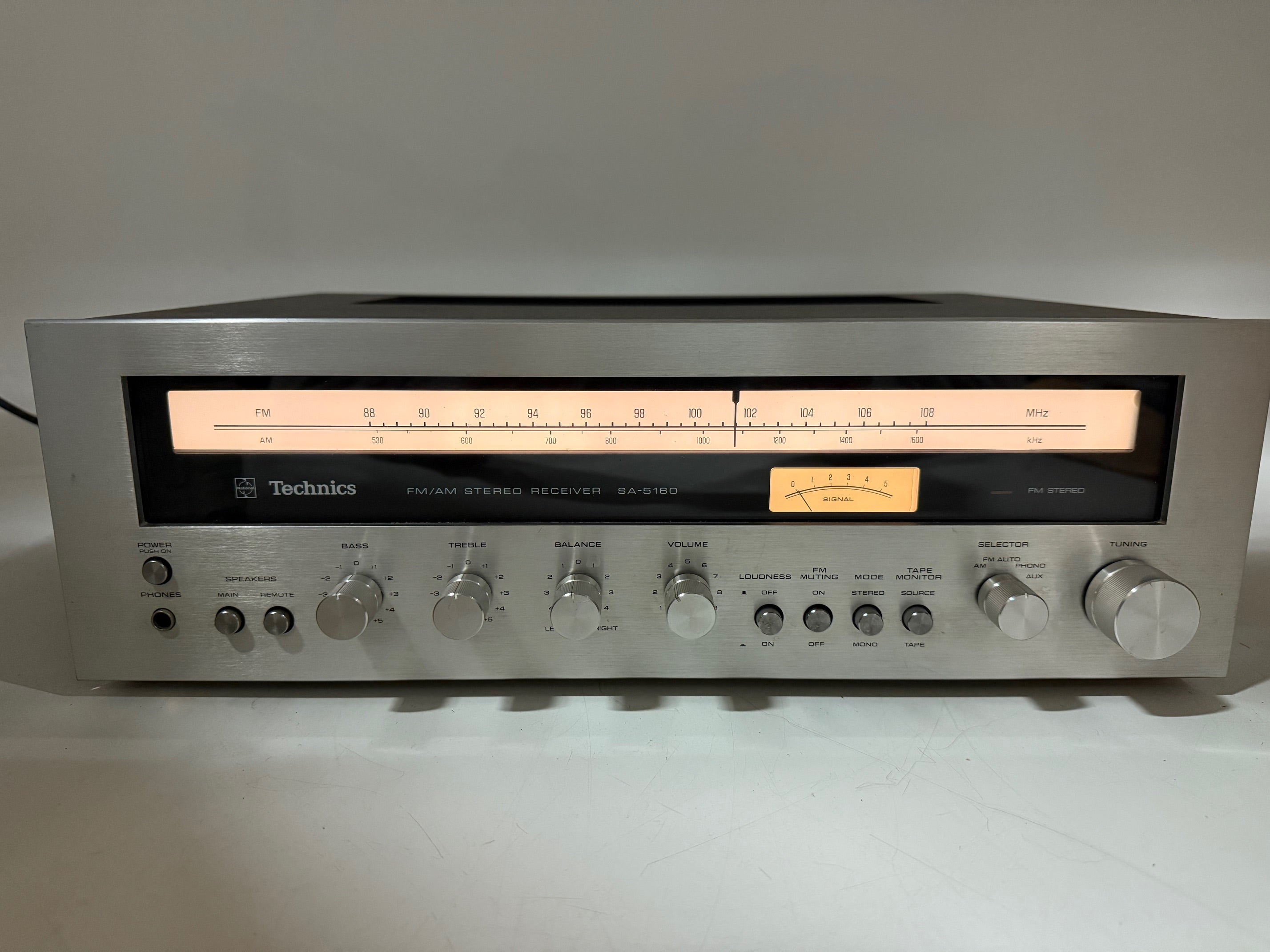 Technics SA-5160 FM/AM Stereo Receiver