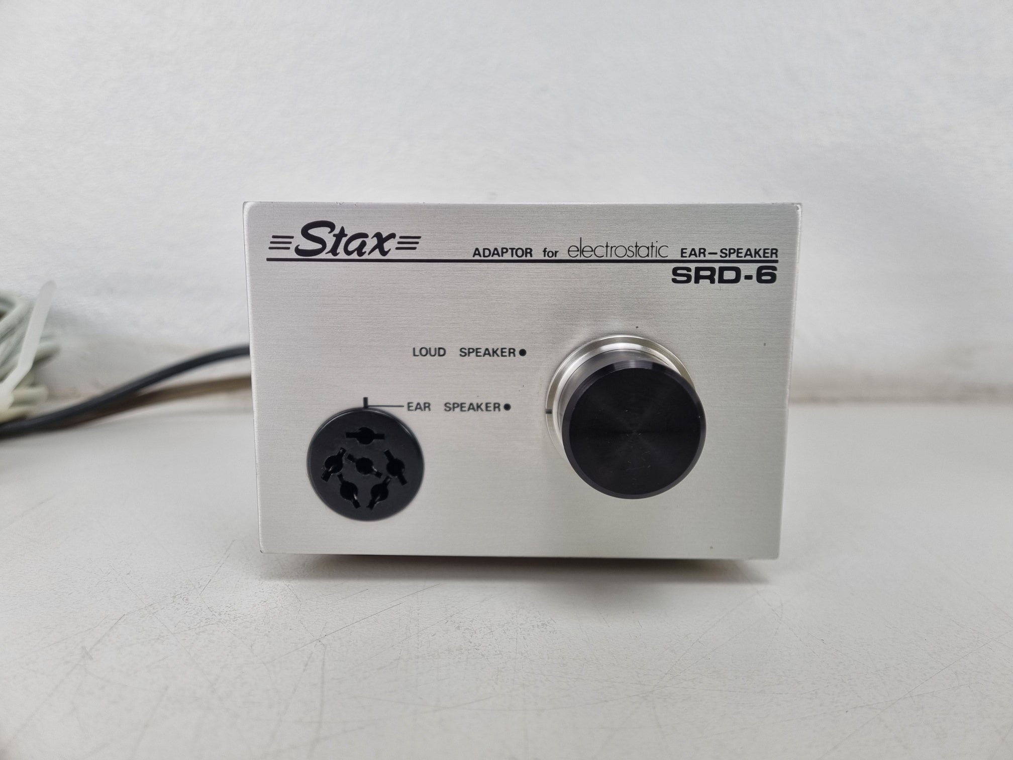STAX SRD-6 - Adapter Elektrostatische Hoofdtelefoonversterker - SR-3 Oorluidspreker