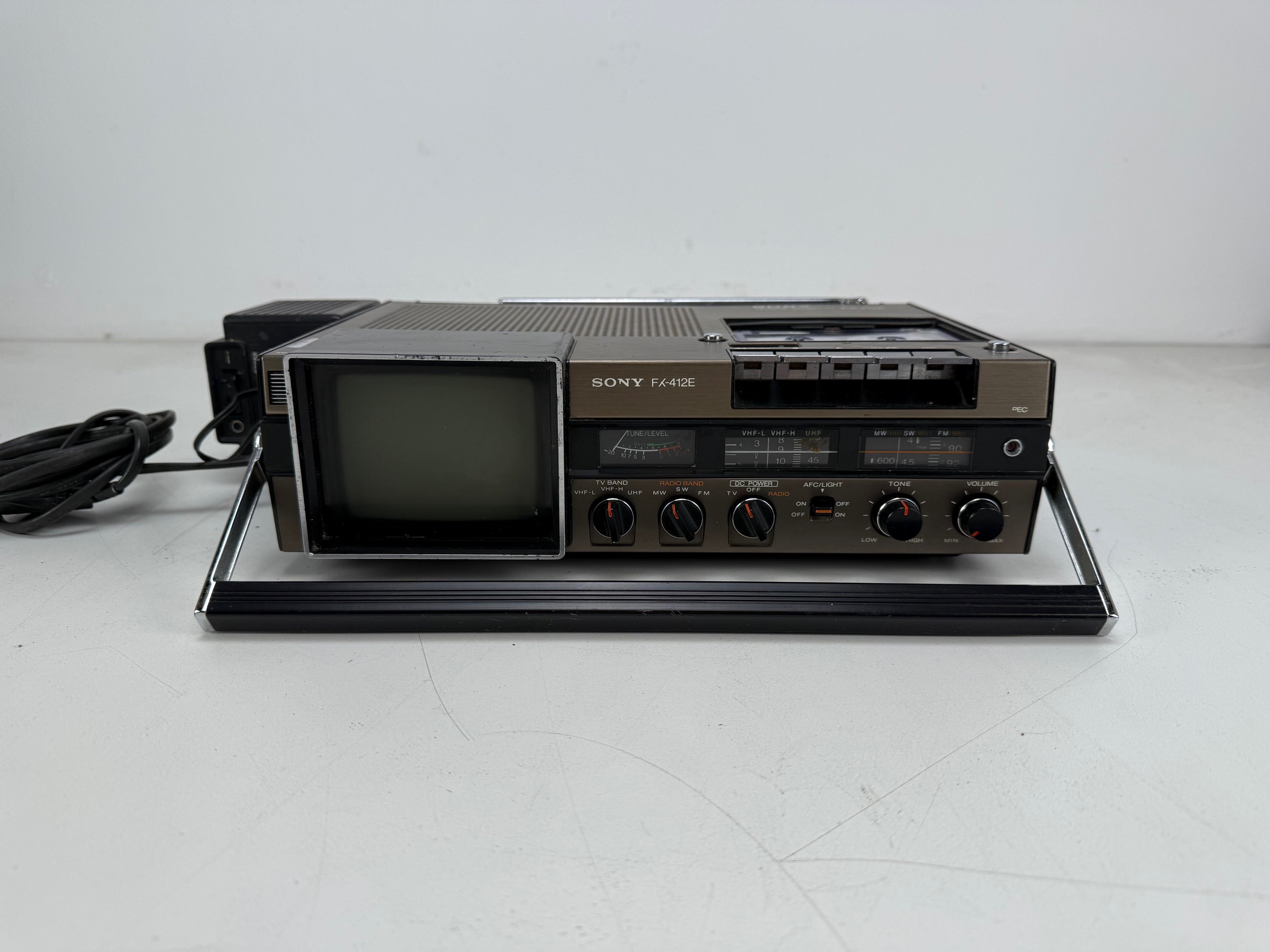 Sony FX - 412E TV FM/SW/MW Receiver Cassette Corder