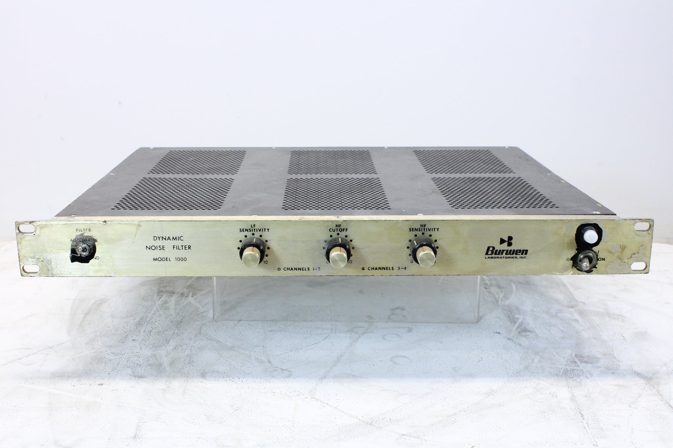 Burwen Dynamisch Ruisfilter Model 1000
