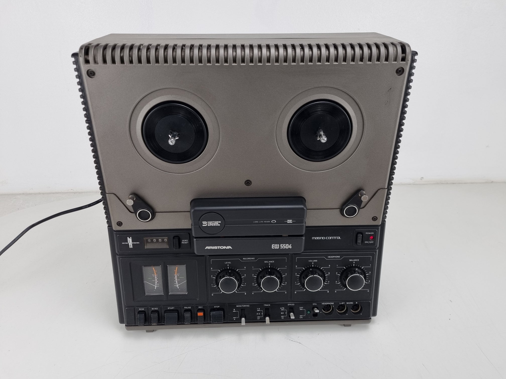 Aristona EW 5504 - Magno Control - Volledig werkend - Nieuwe riemen - Koppen gereinigd