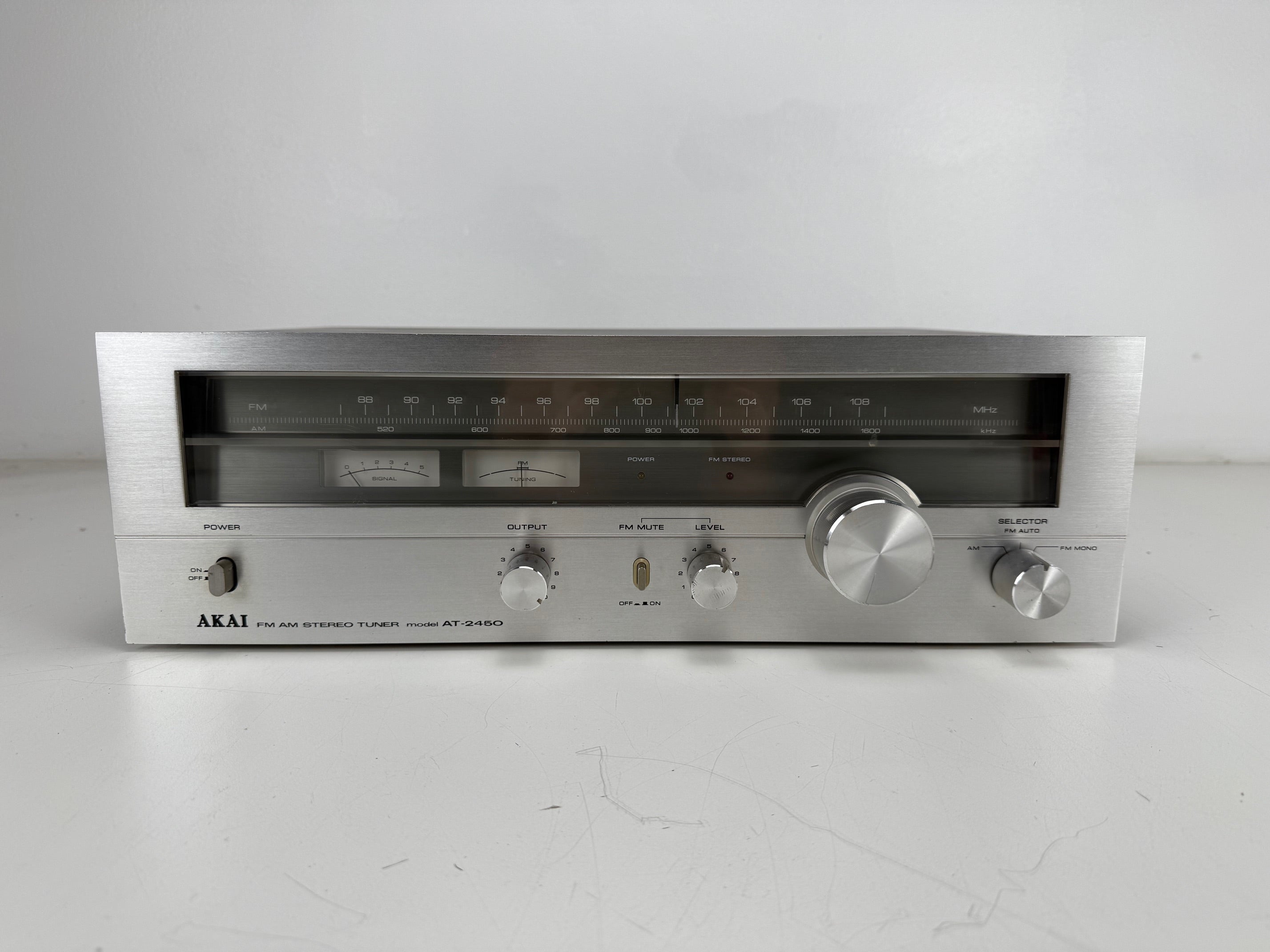 Akai Model AT-2450 FM/AM stereo tuner
