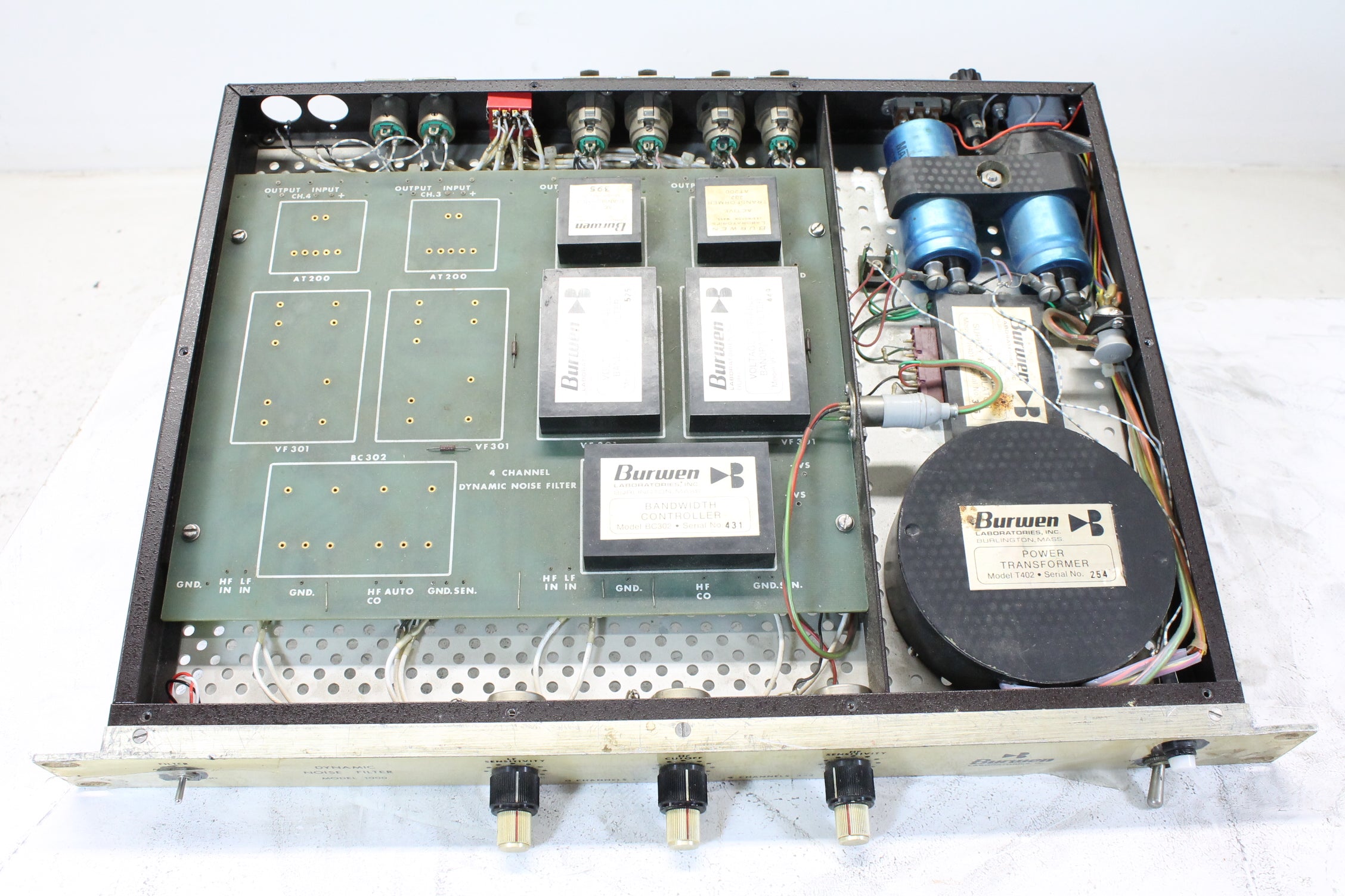 Burwen Dynamic Noise Filter Model 1000