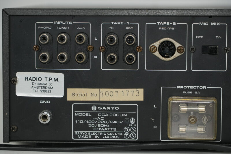 Sanyo DCA-200UM - Stereo Amplifier with phone input