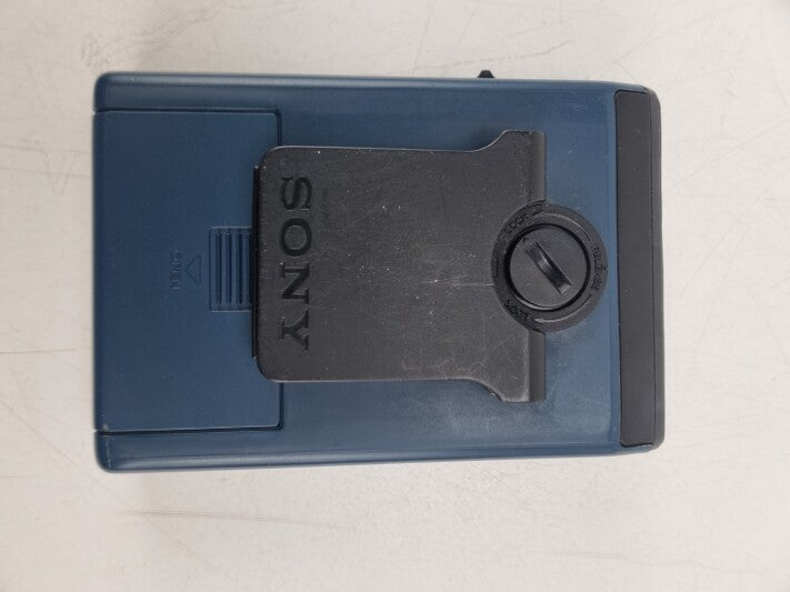 Sony SRF-33W FM/AM Walkman Radio with Belt Clip, Blue, Tested & Working
