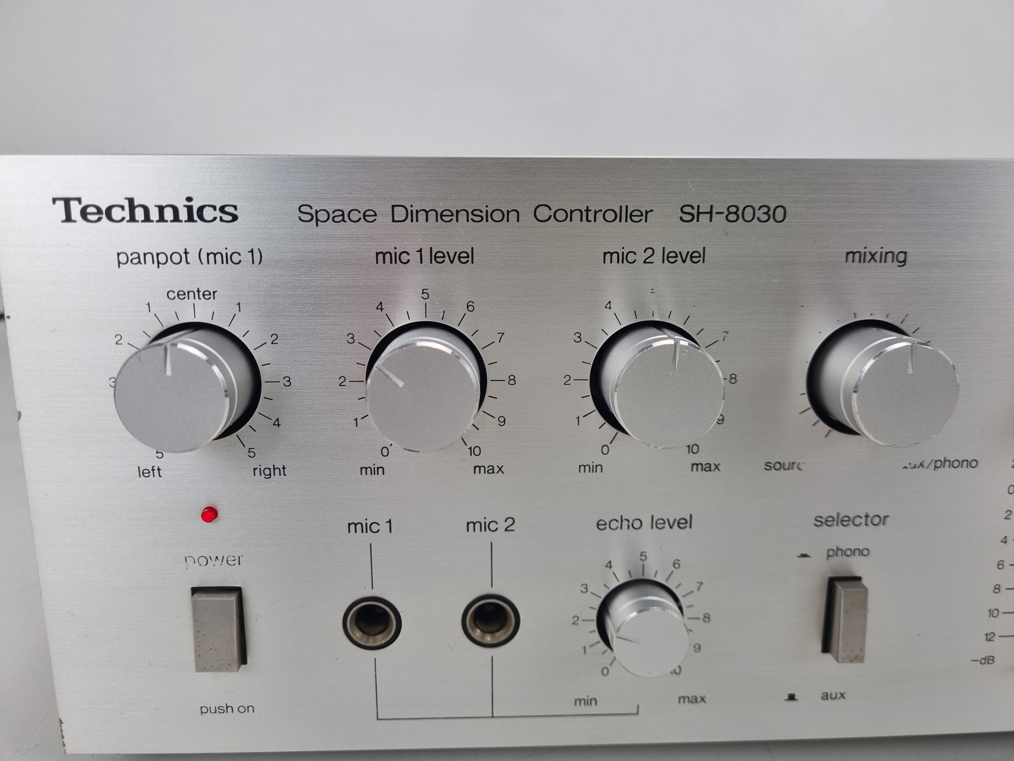 Technics - SH-8030 - Space Dimension Controller - 120V