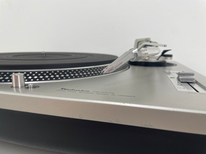 Technics SL-1200MK2 Turntable - Without Dustcover - With Ortofon Concorde