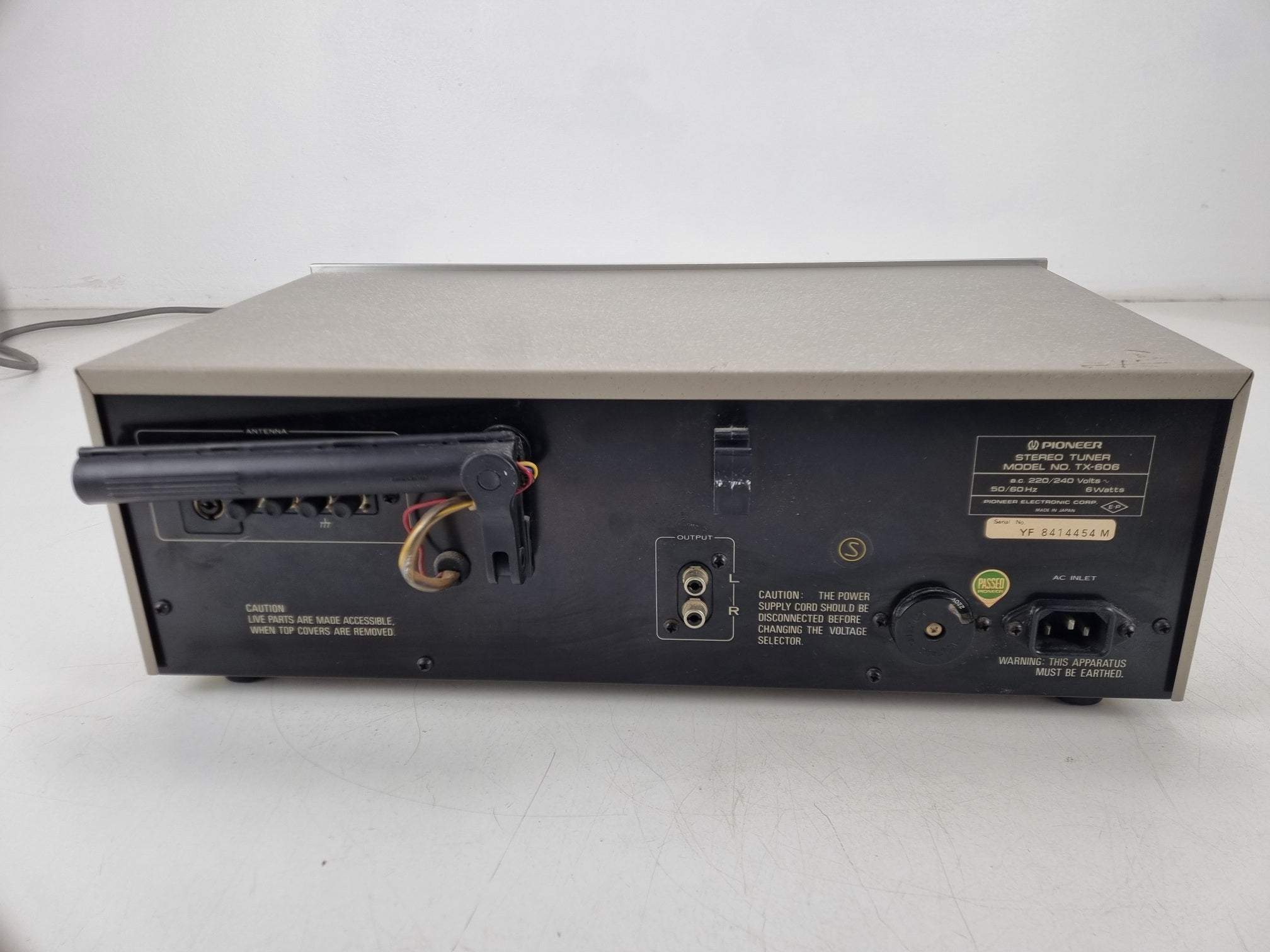 Pioneer TX-606 Tuner - New Lights