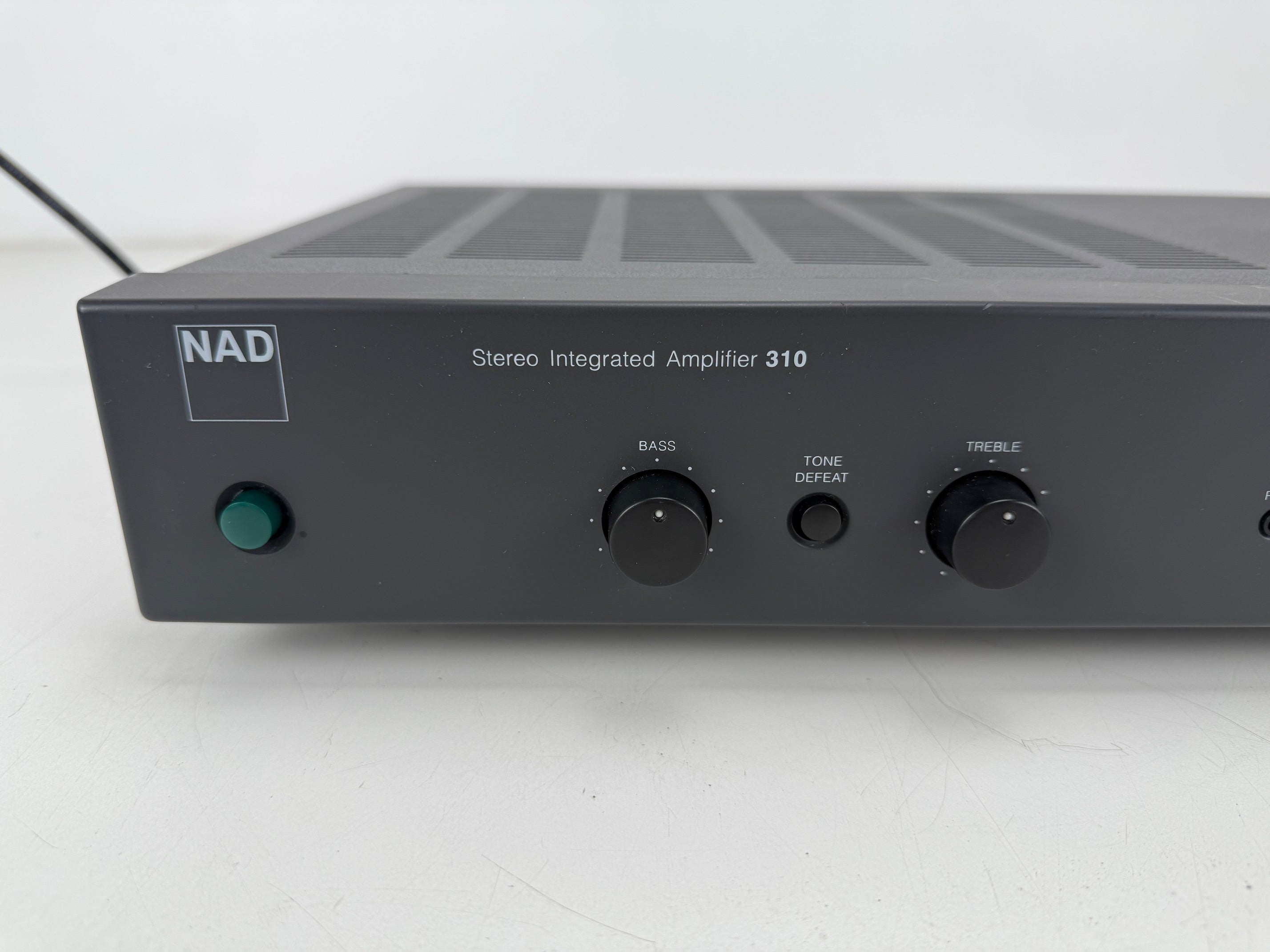 NAD 310 Stereo Integrated Amplifier