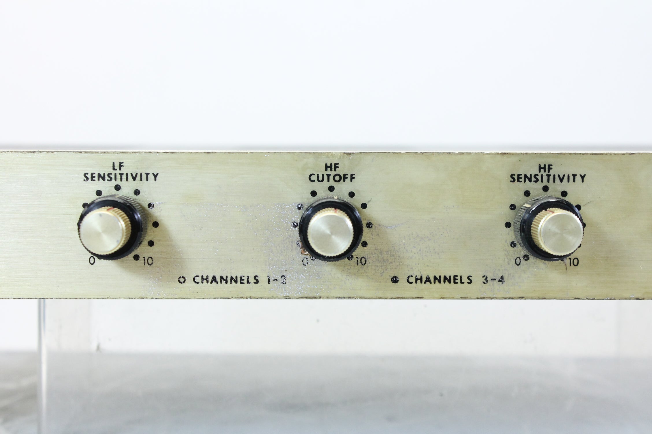 Burwen Dynamisch Ruisfilter Model 1000
