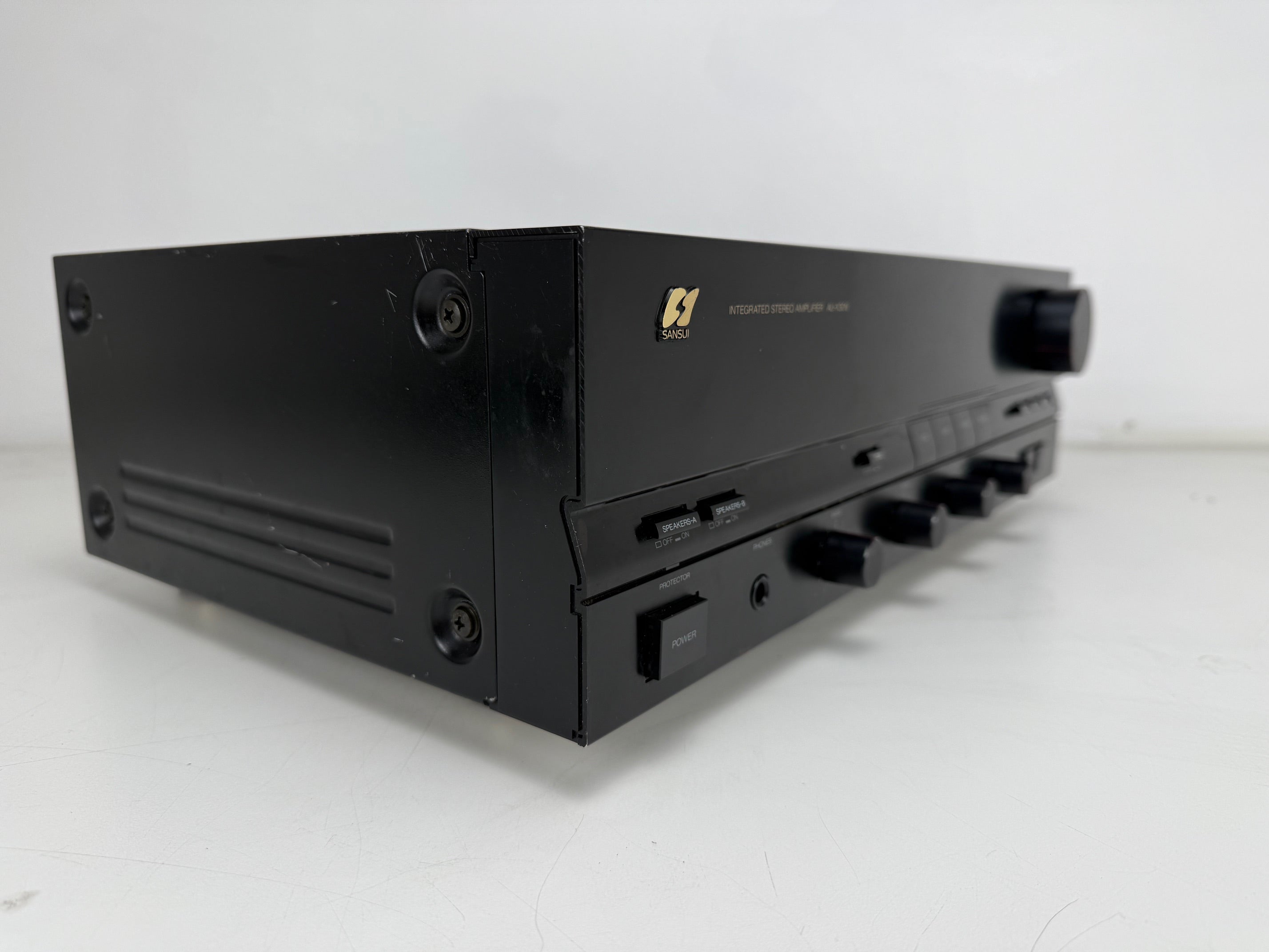 Sansui AU-X301i geïntegreerde stereoversterker