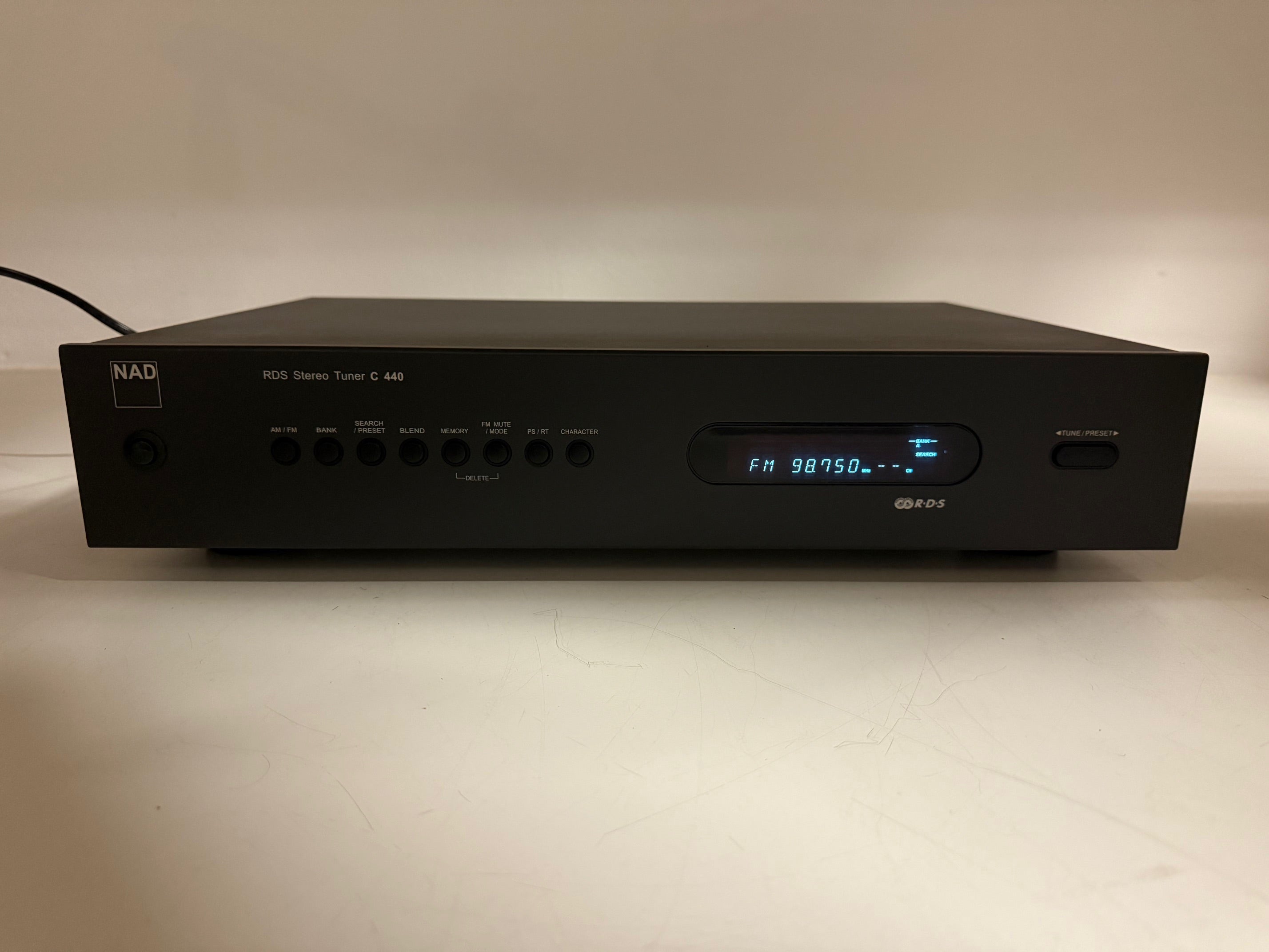 NAD C440 RDS Stereo Tuner With Manuals