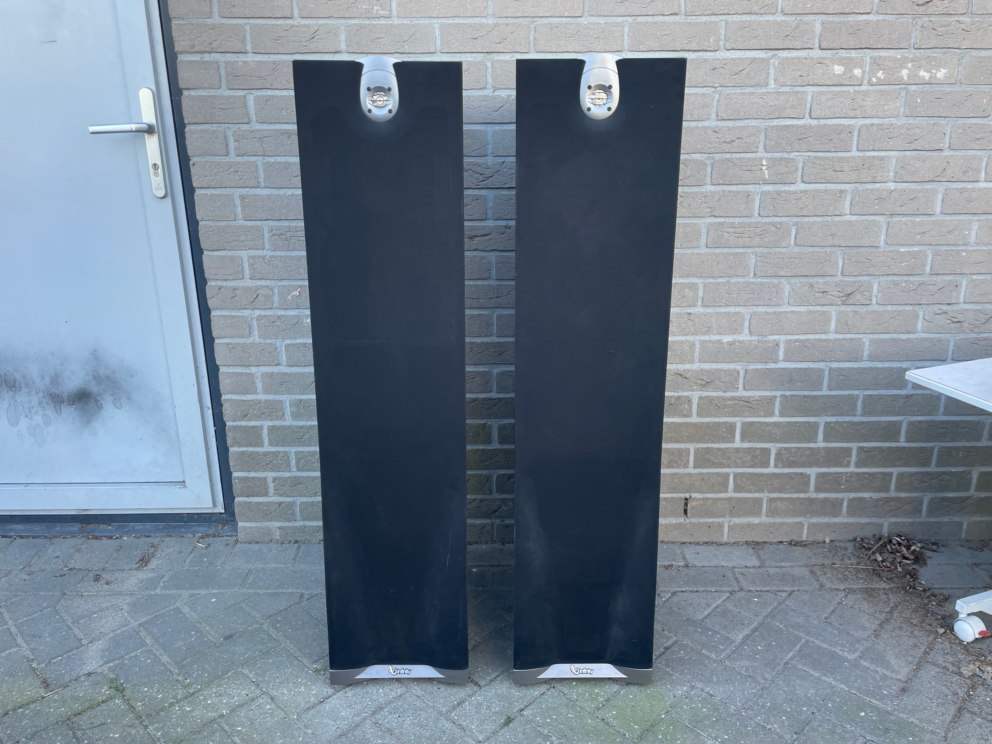 Infinity - Delta 70 - 4-Way Floorstanding Speakers - Bi-Wired - Serviced (refoamed) - PICK UP ONLY!