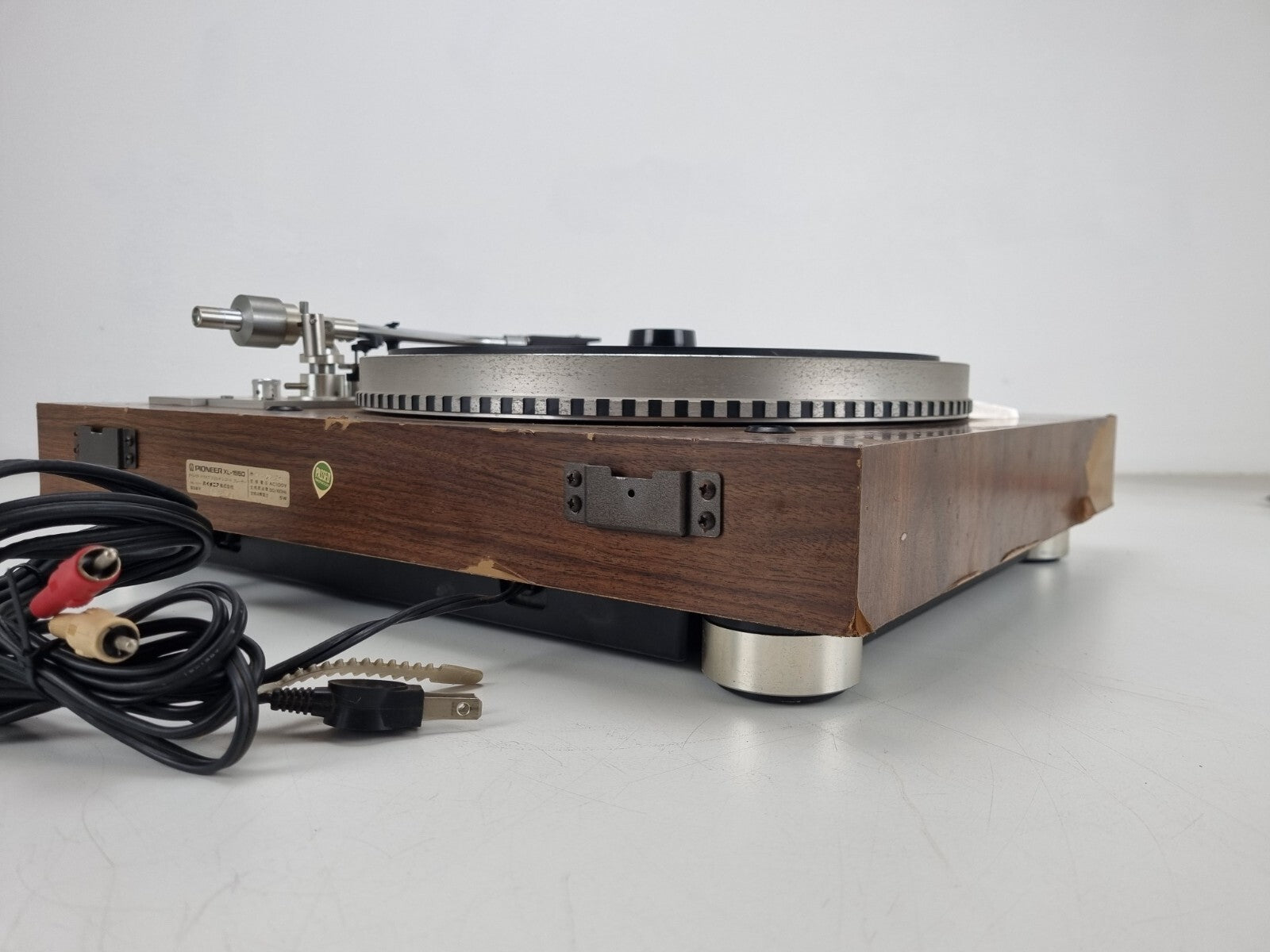 Pioneer Quartz PLL Turntable  model XL-1550 - Serviced - 110V!!