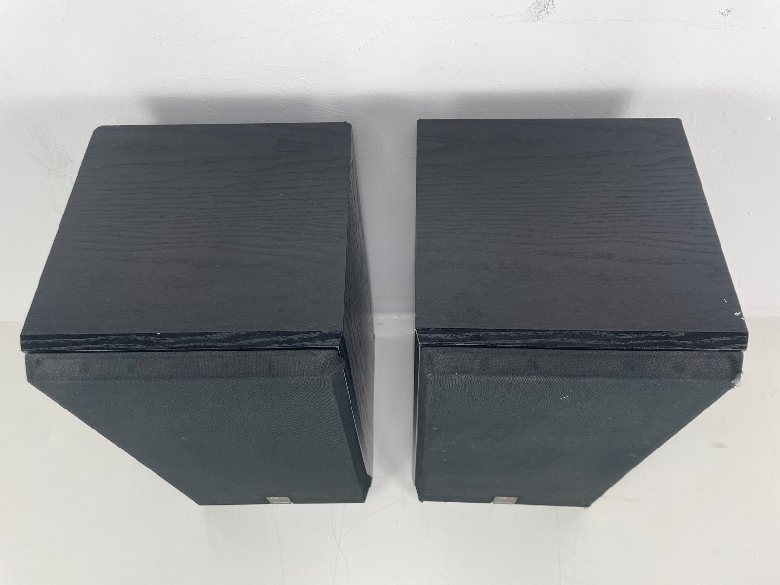 Celection DL6 Bookshelf Speakers