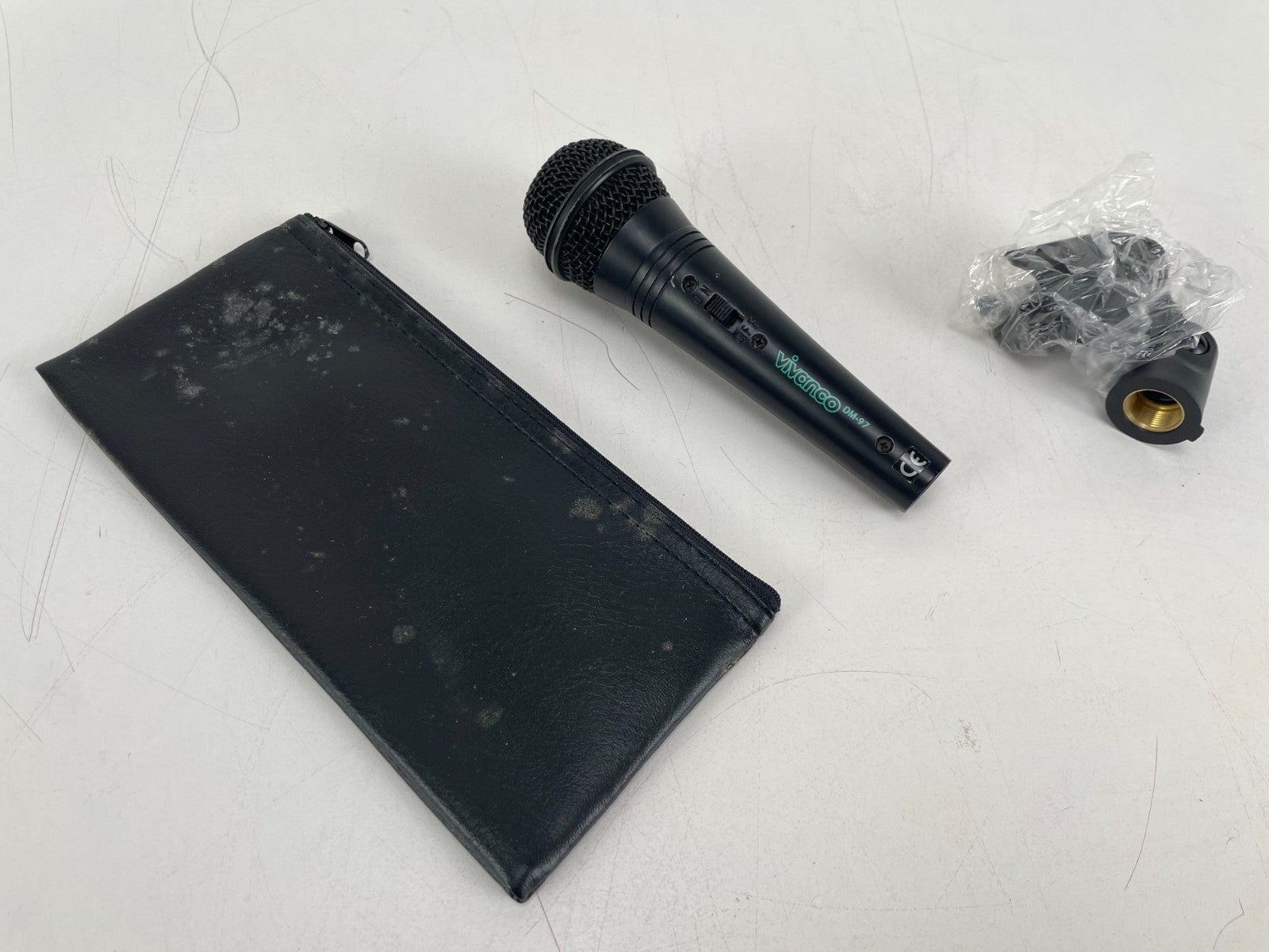 Vivanco DM-97 Dynamic Microphone with Case and Mount