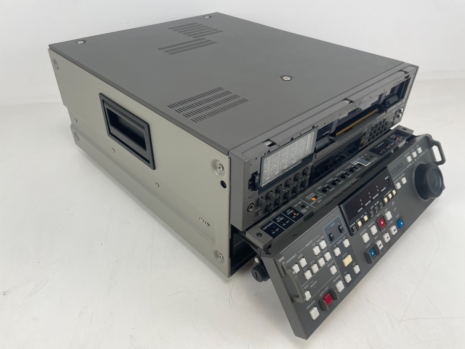 Sony DVW-A500P DigiBeta Video Recorder – Serviced/Recapped